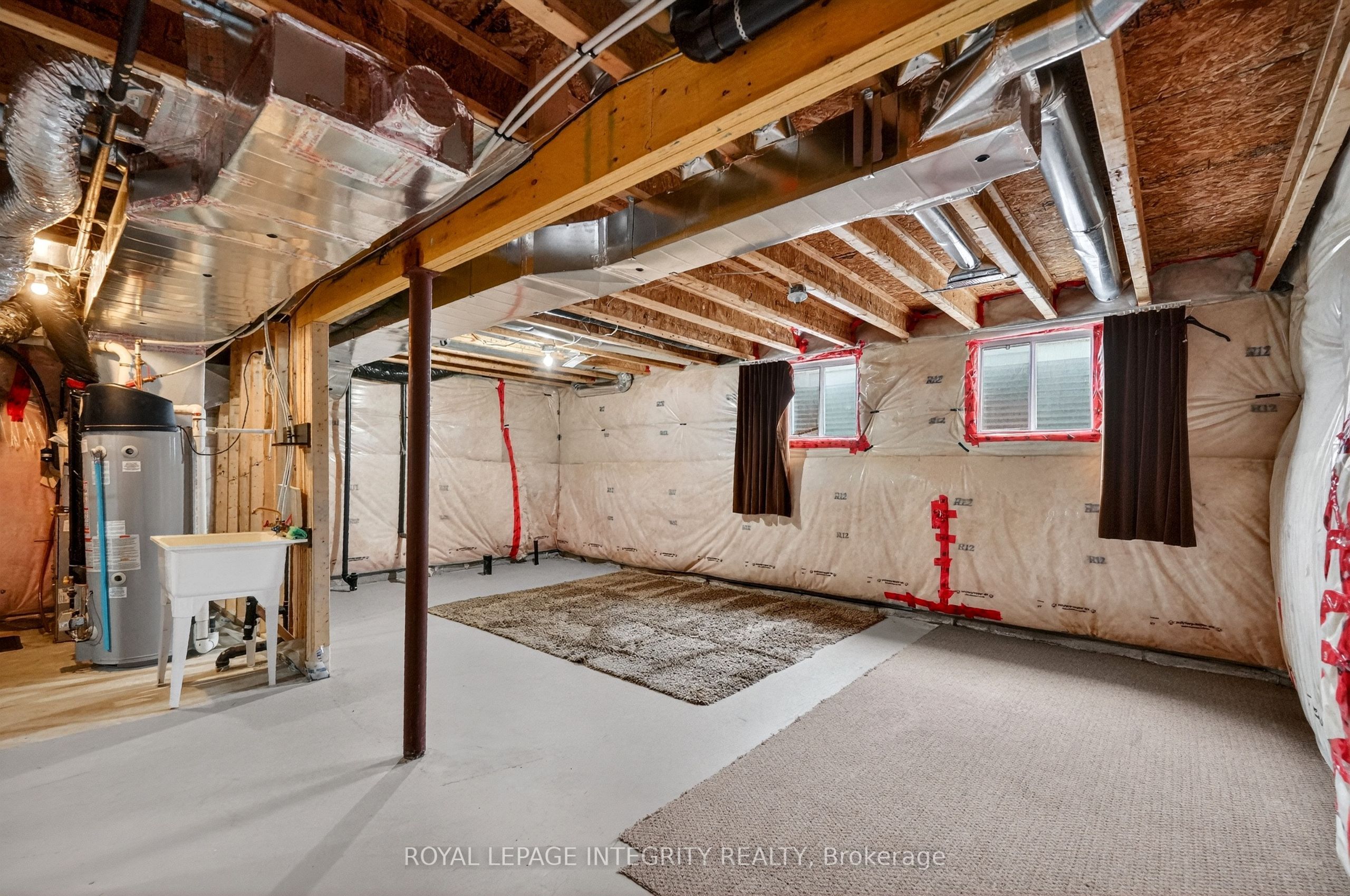 351 Gallantry Way Property Photo 31