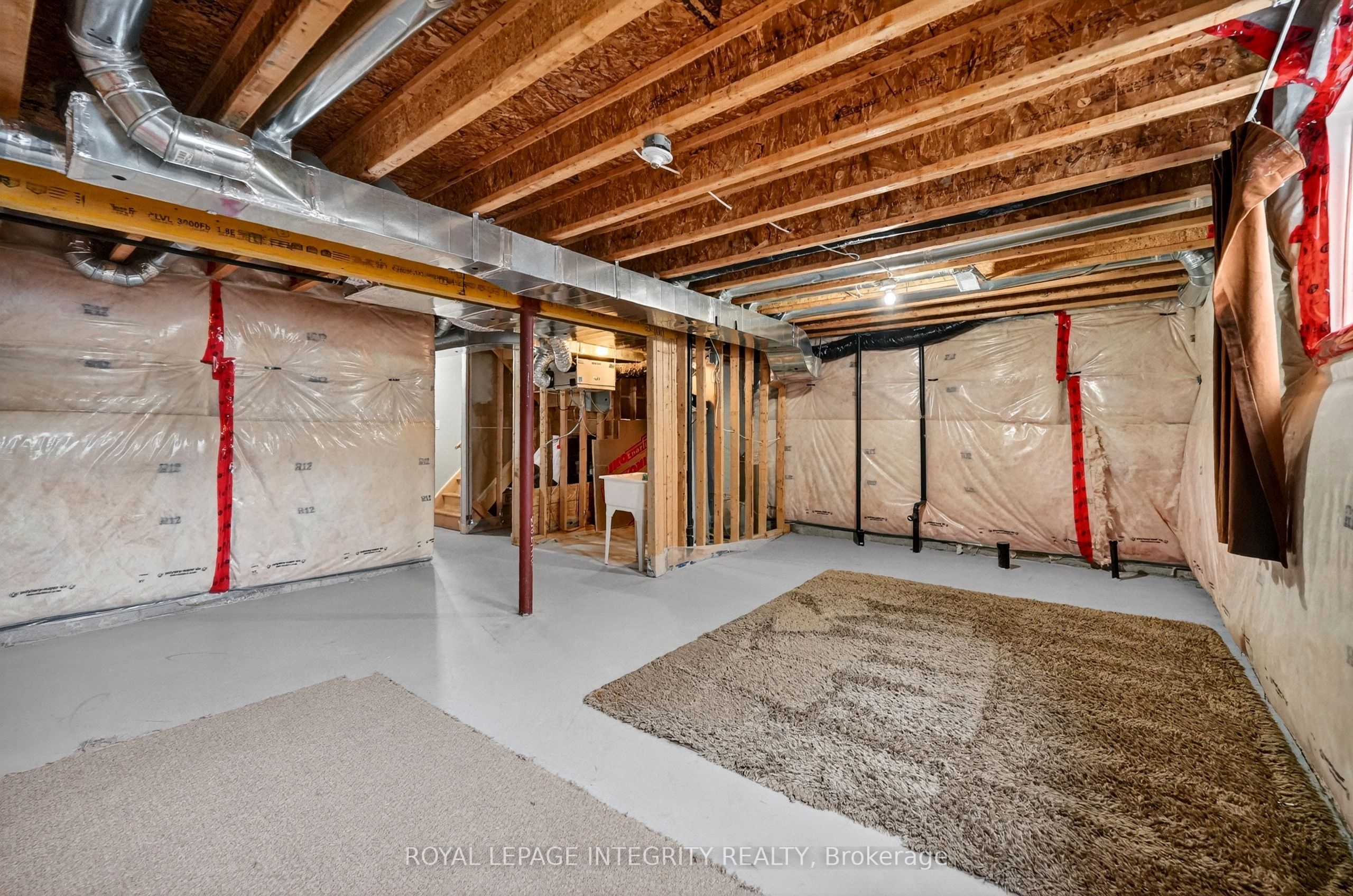 351 Gallantry Way Property Photo 32