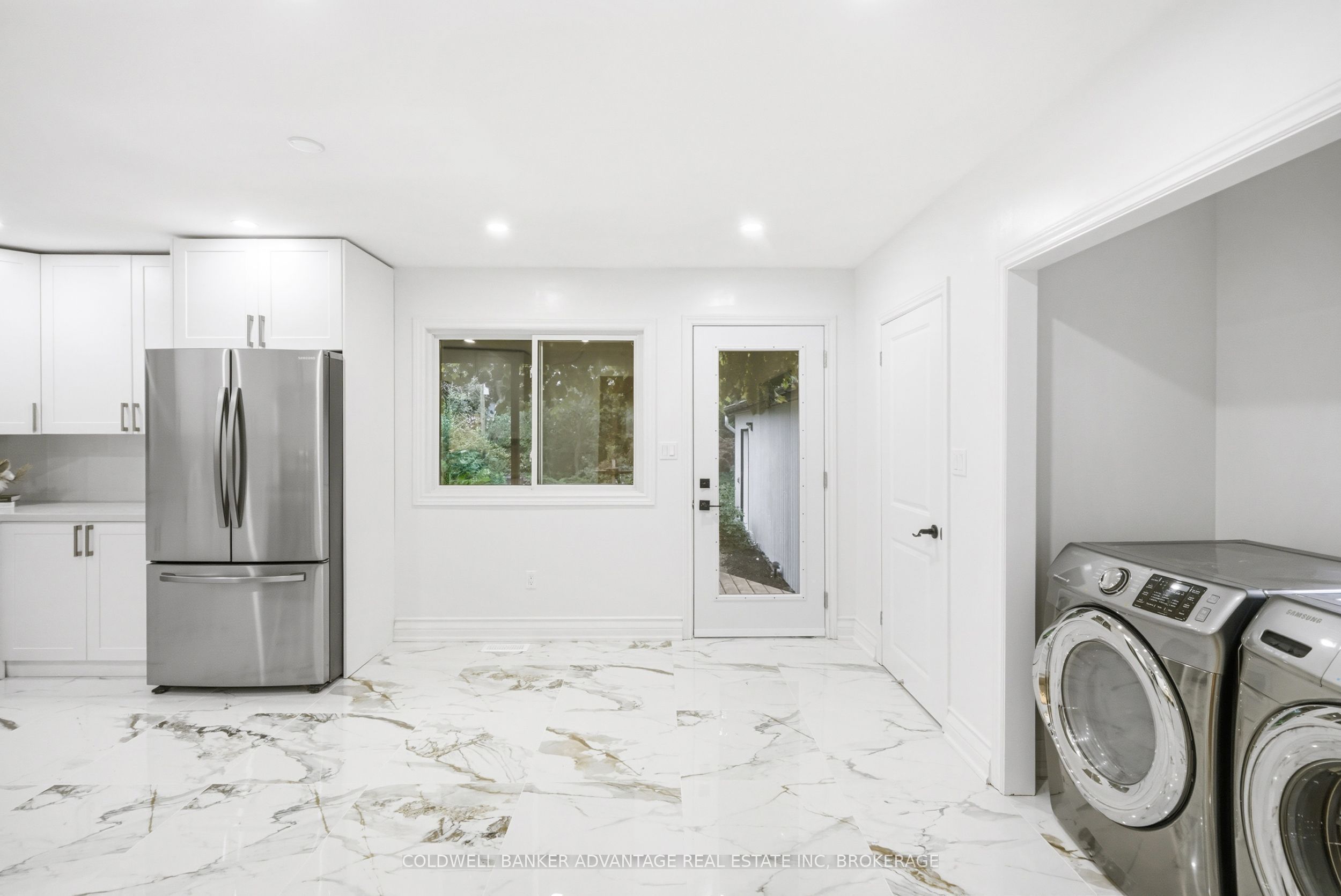 162 Dufferin Street E Property Photo 11