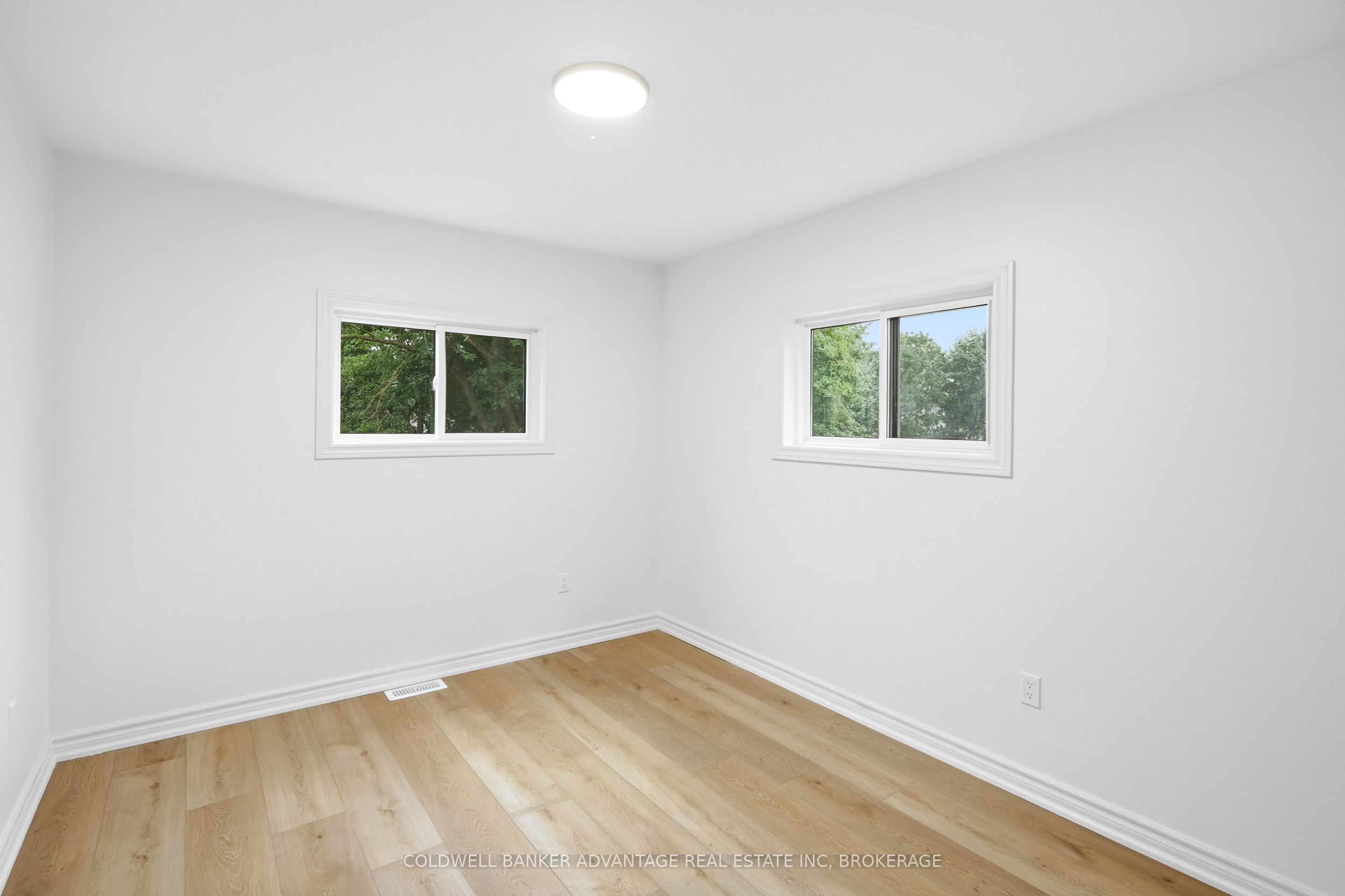 162 Dufferin Street E Property Photo 23