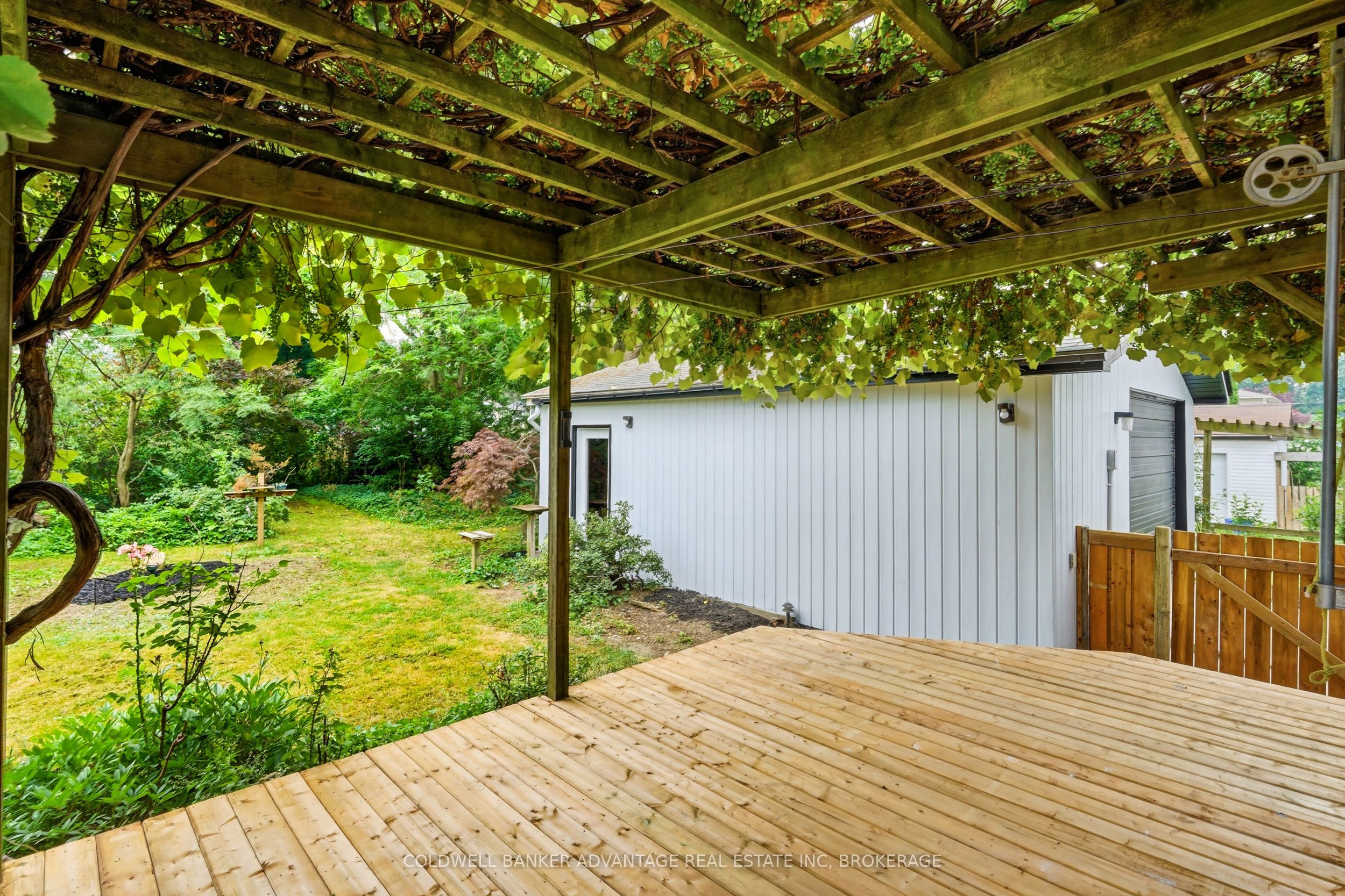 162 Dufferin Street E Property Photo 29