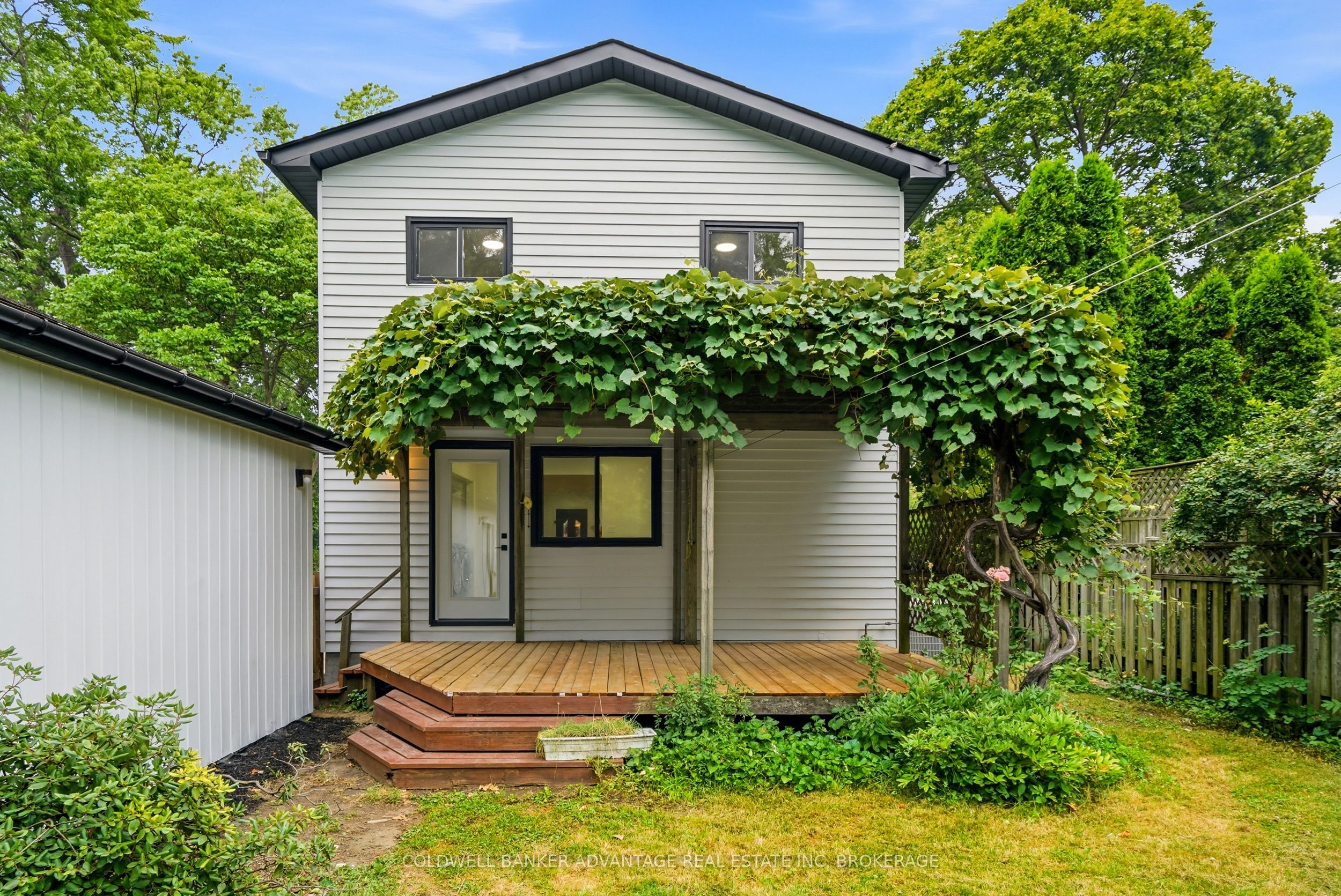 162 Dufferin Street E Property Photo 33