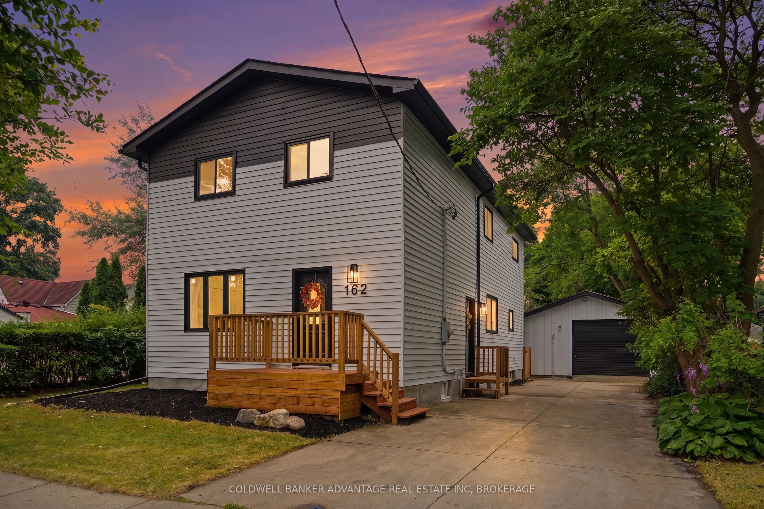 162 Dufferin Street E Property Photo 35
