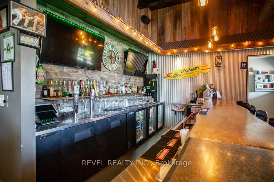 53 Simcoe Street A Property Photo 6
