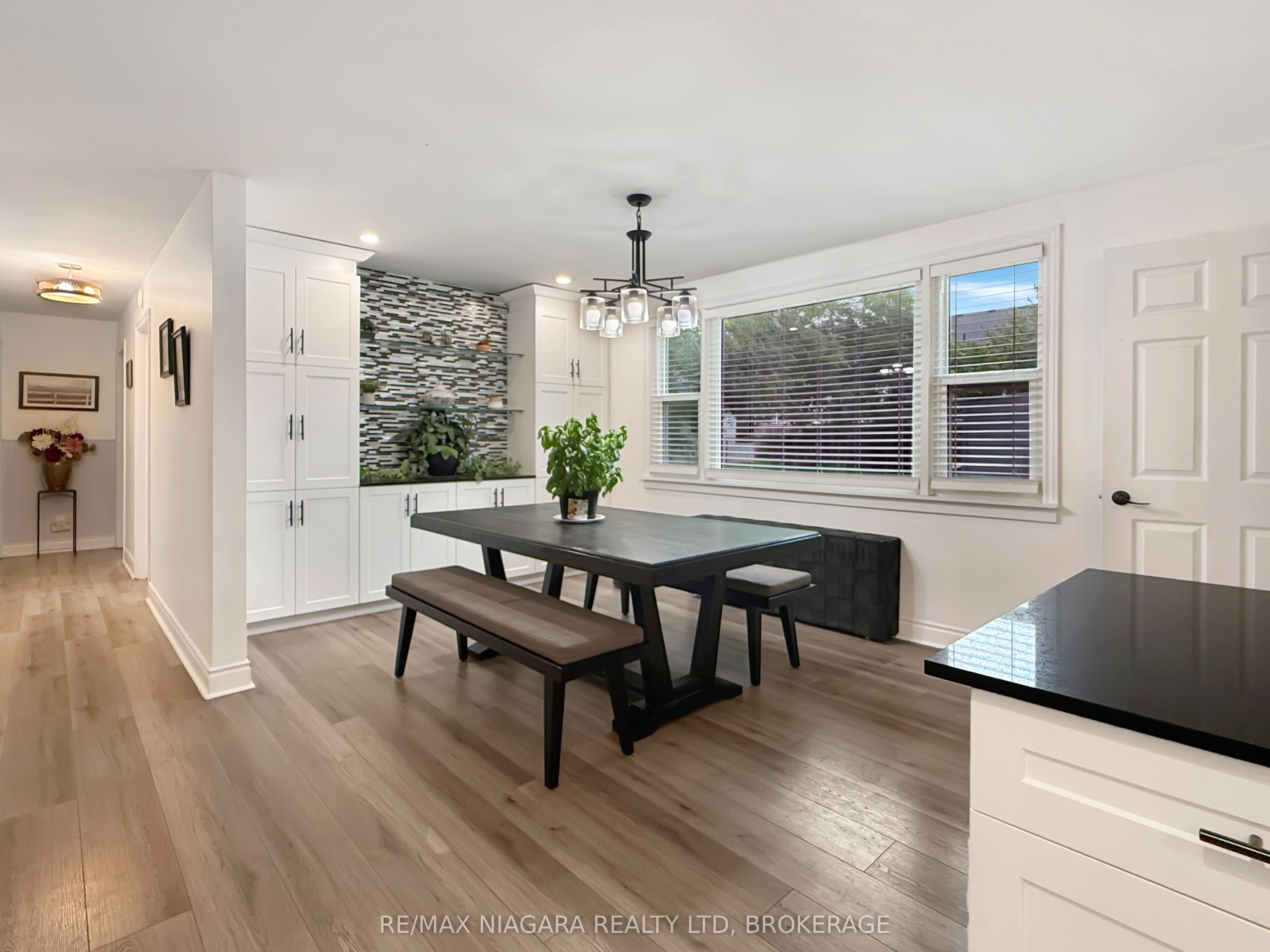 222 Ridgeway Road Property Photo 8