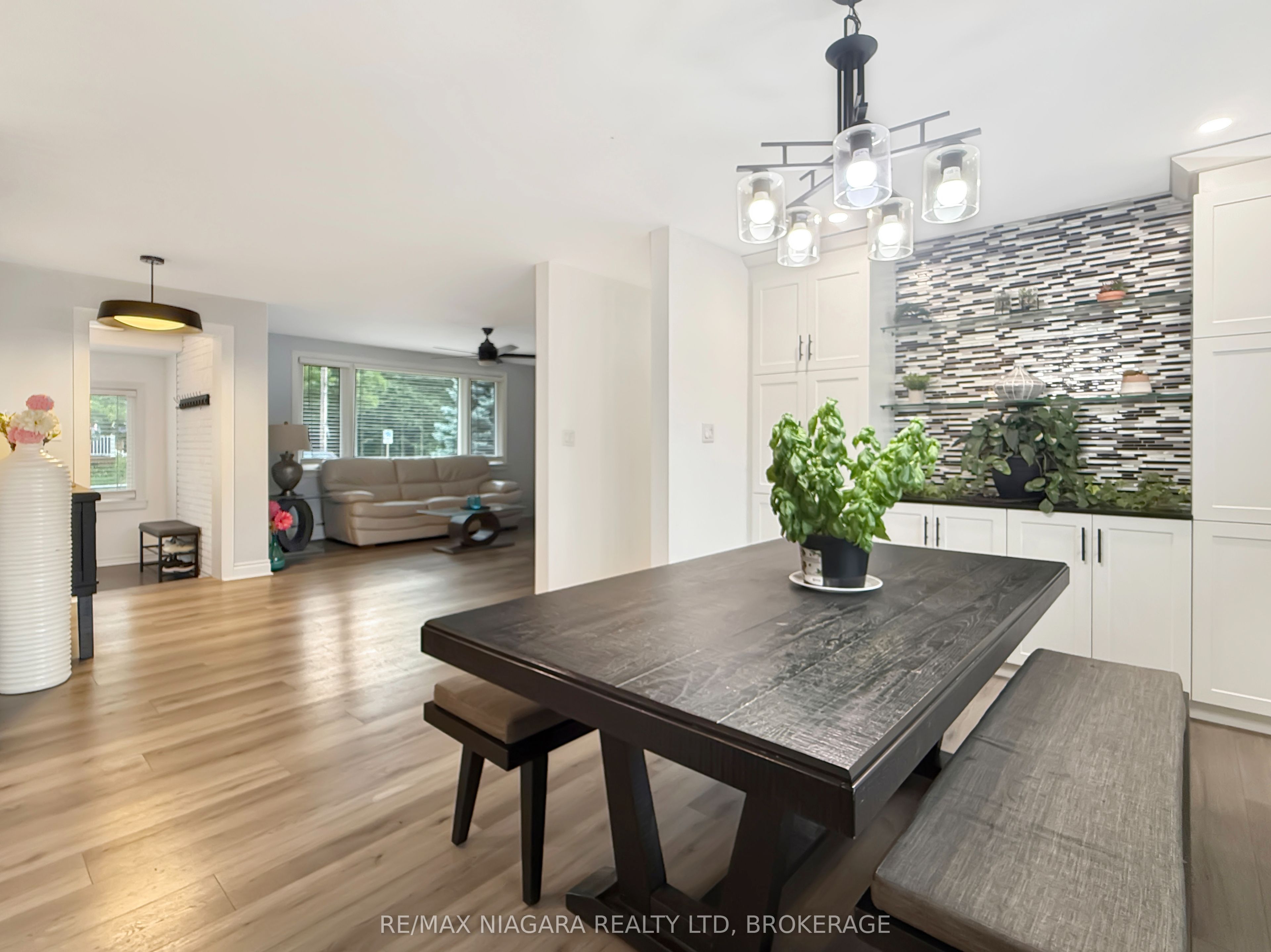222 Ridgeway Road Property Photo 10