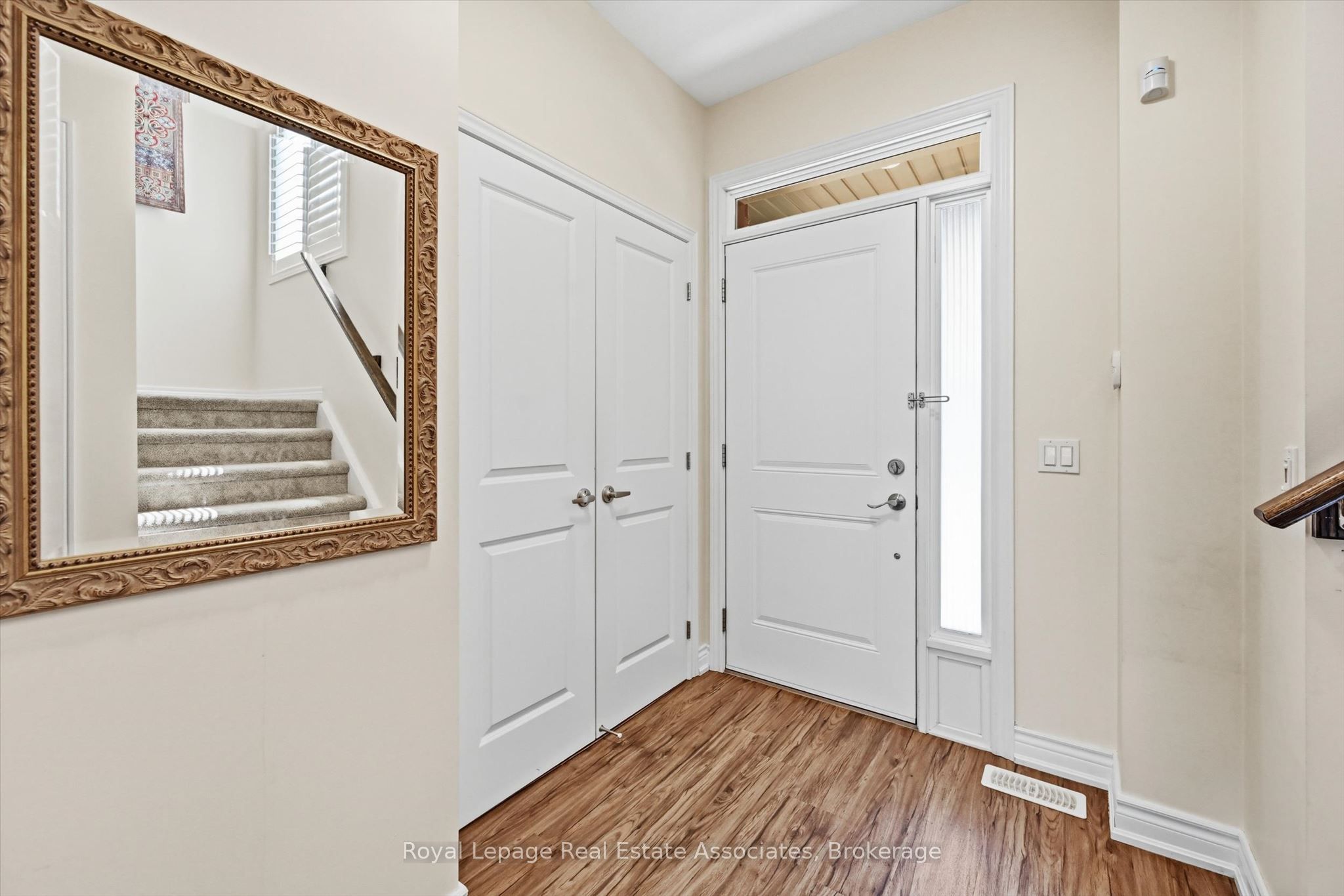 1 Southshore Crescent Property Photo 3
