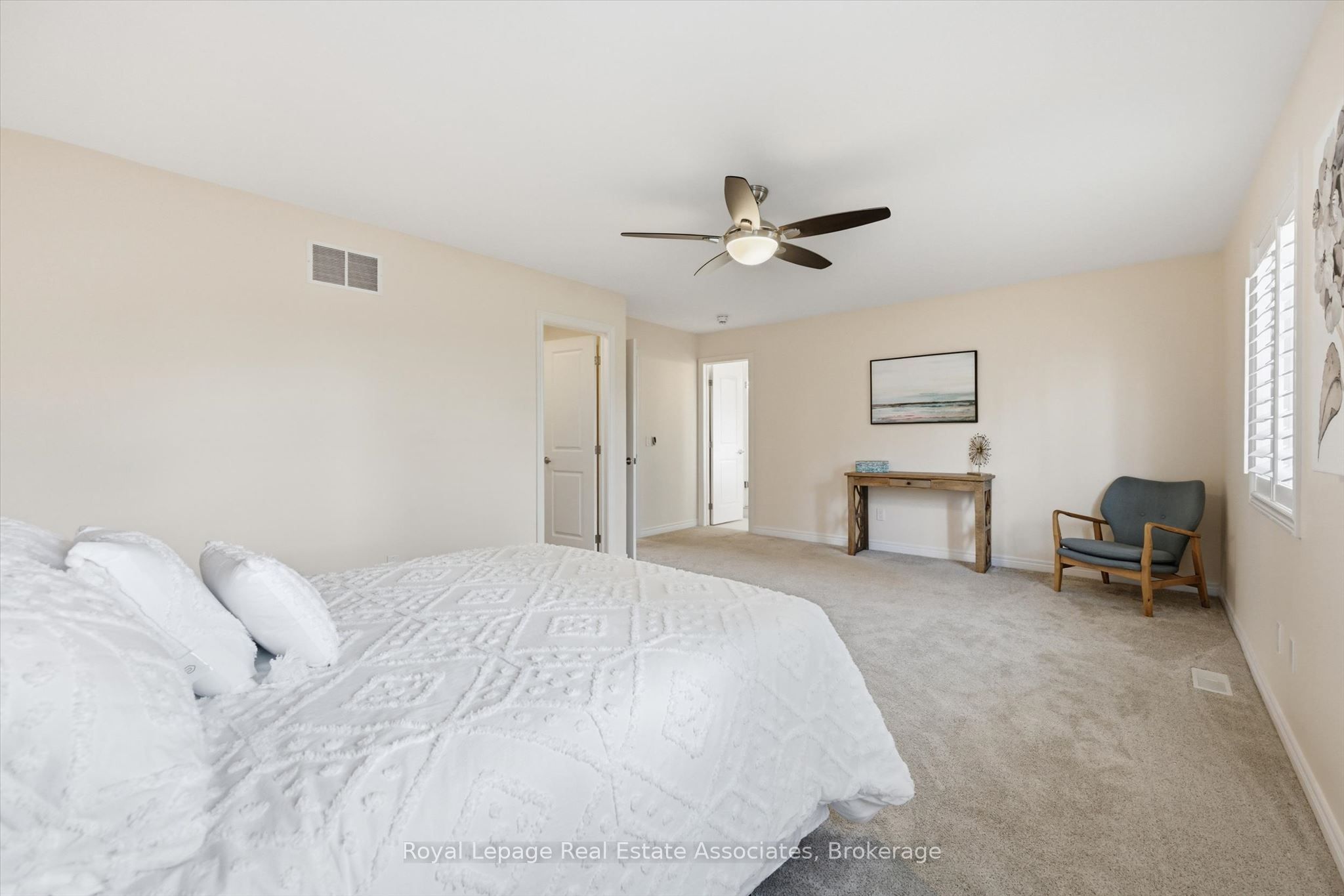 1 Southshore Crescent Property Photo 19