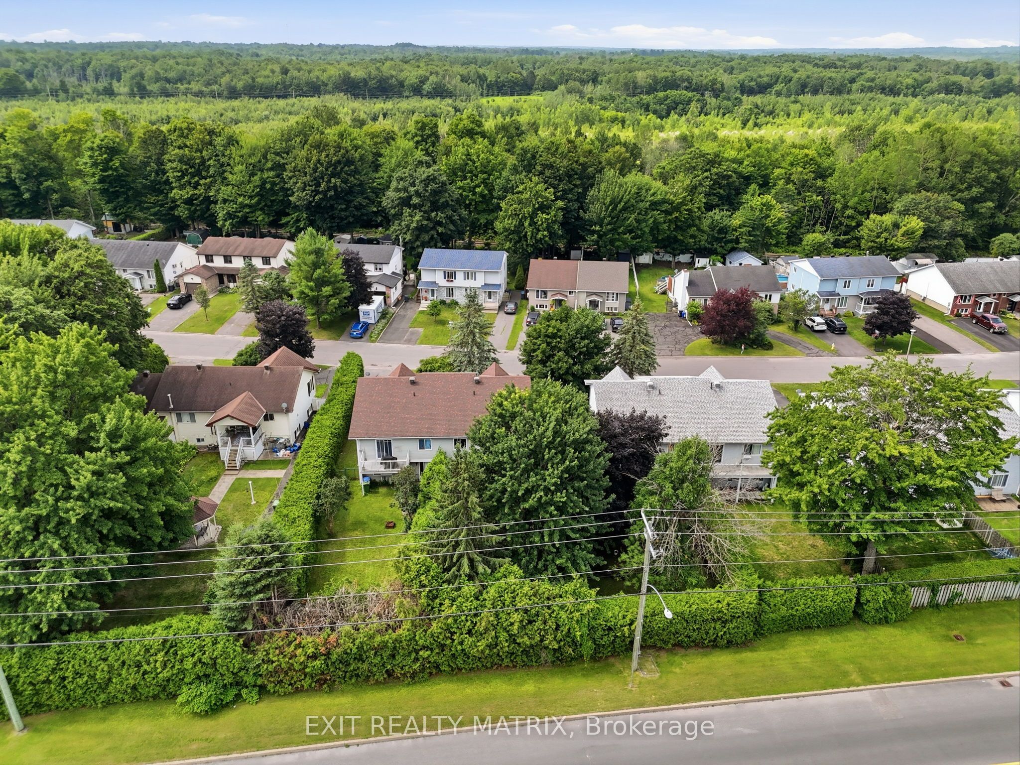 671 Berthiaume Street Property Photo 33