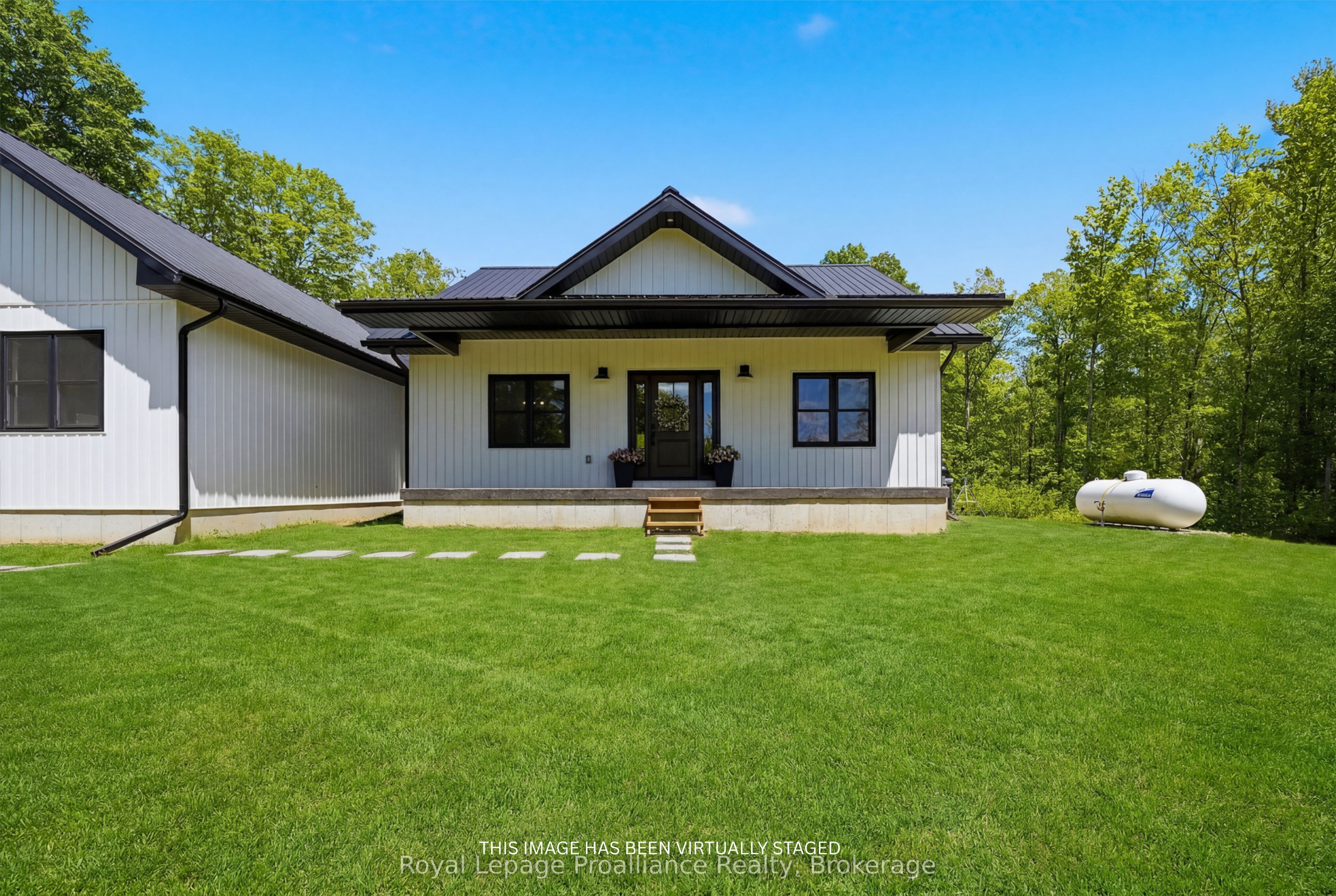 293 Douglas Road Property Photo 2