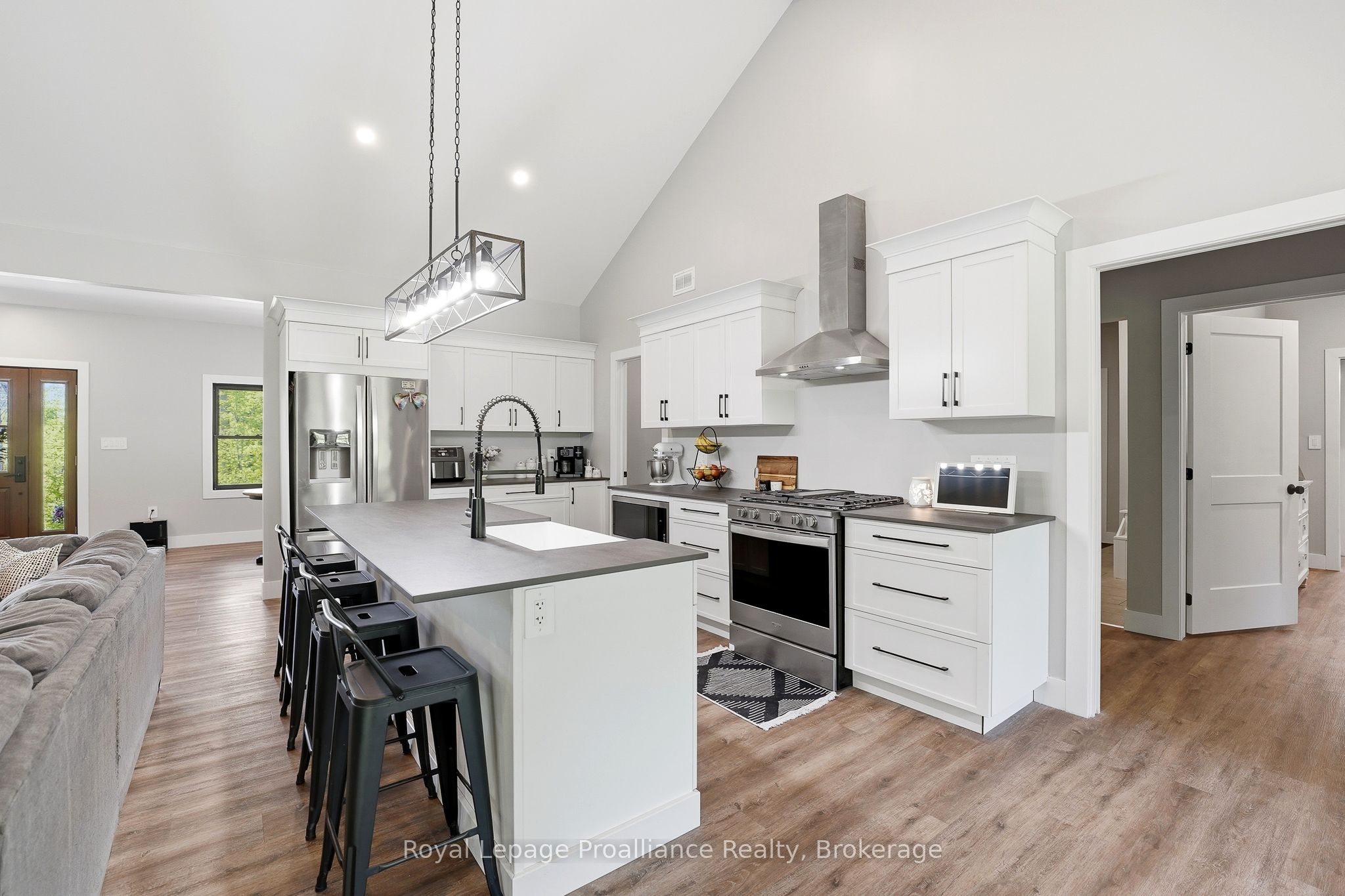 293 Douglas Road Property Photo 13