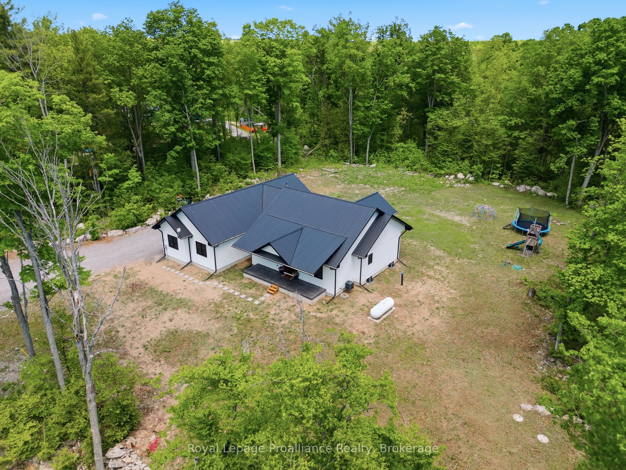 293 Douglas Road Property Photo 44
