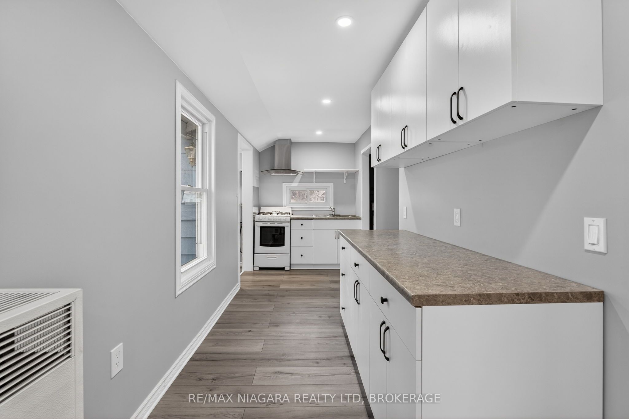 40 Longtent Avenue Property Photo 10