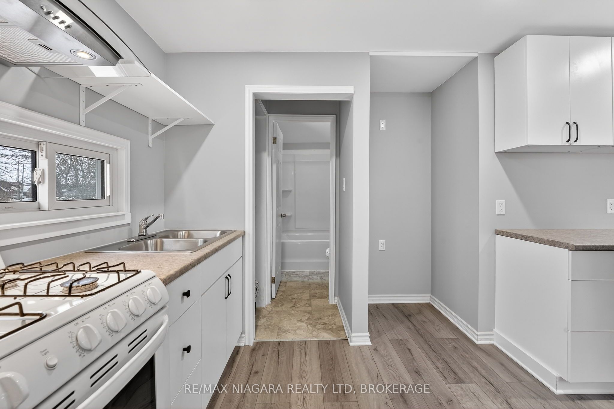 40 Longtent Avenue Property Photo 13