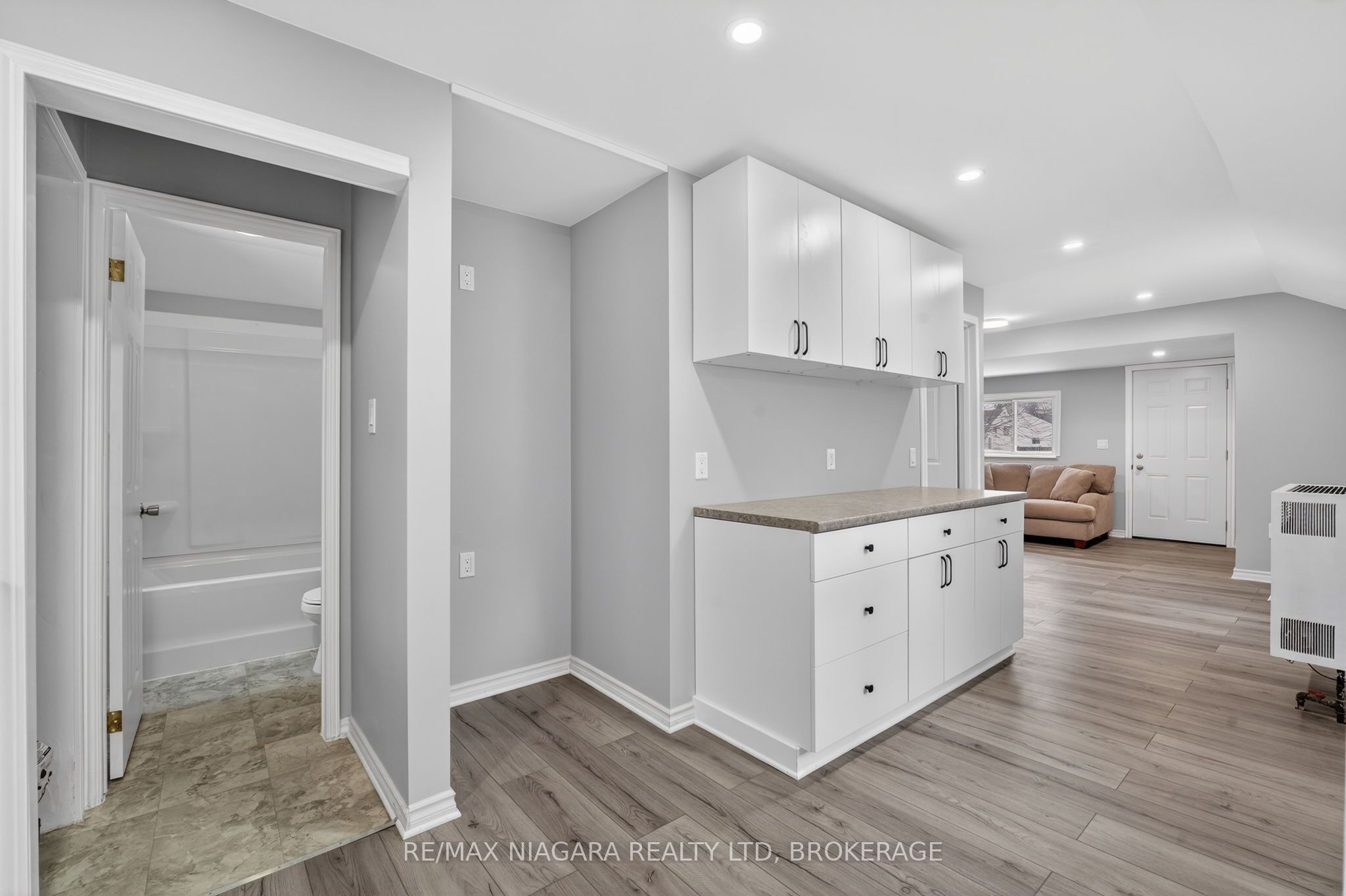 40 Longtent Avenue Property Photo 14