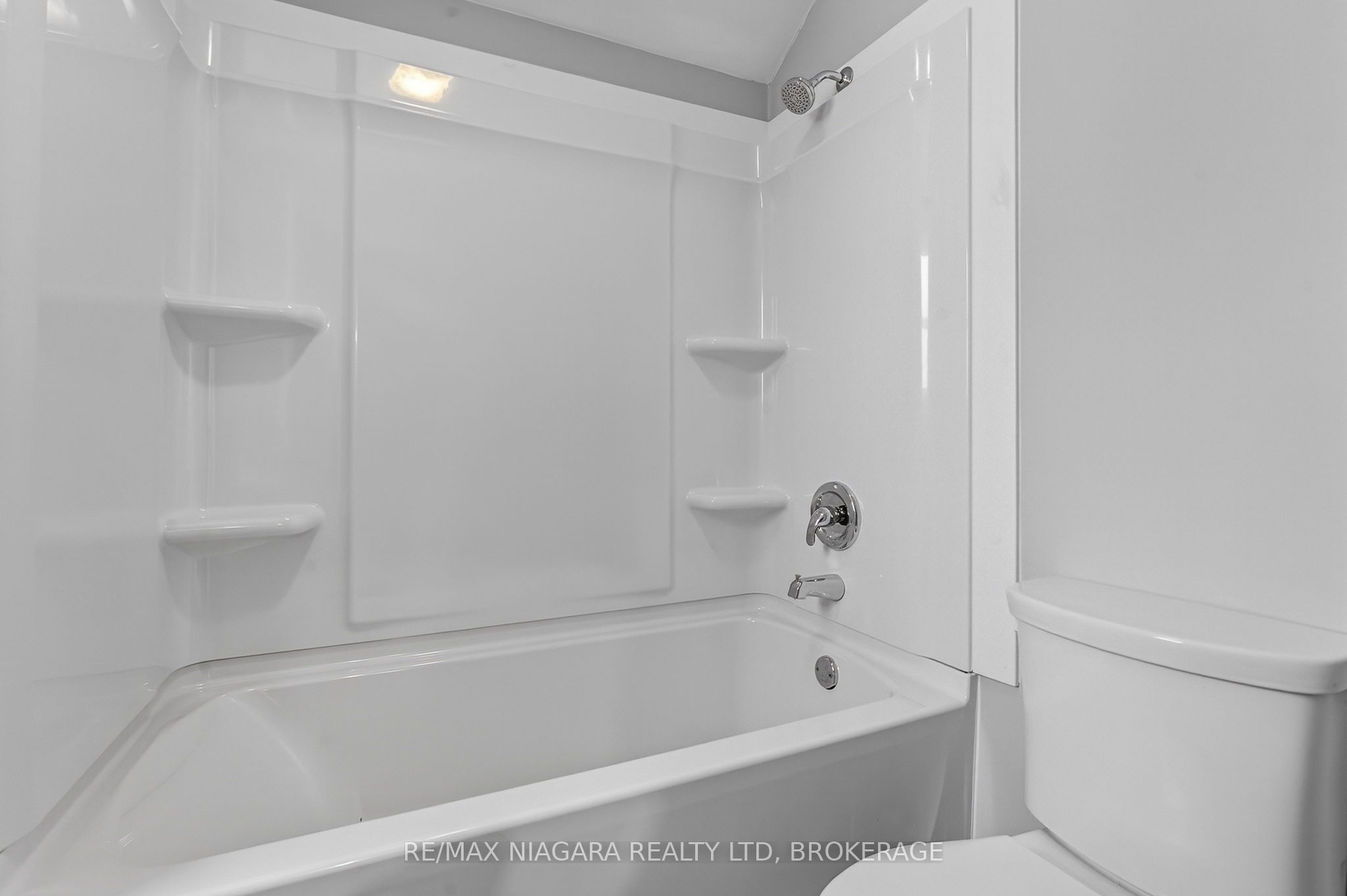 40 Longtent Avenue Property Photo 16