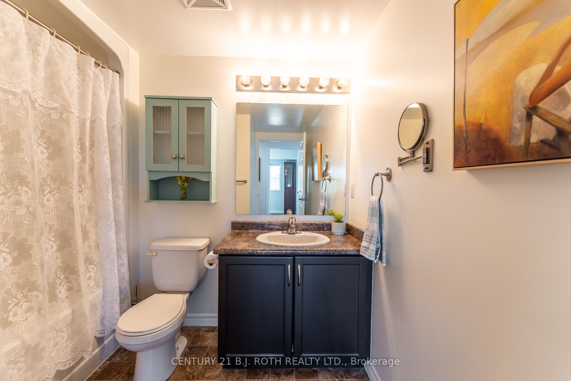 67 Kingsbury Square 403 Property Photo 19