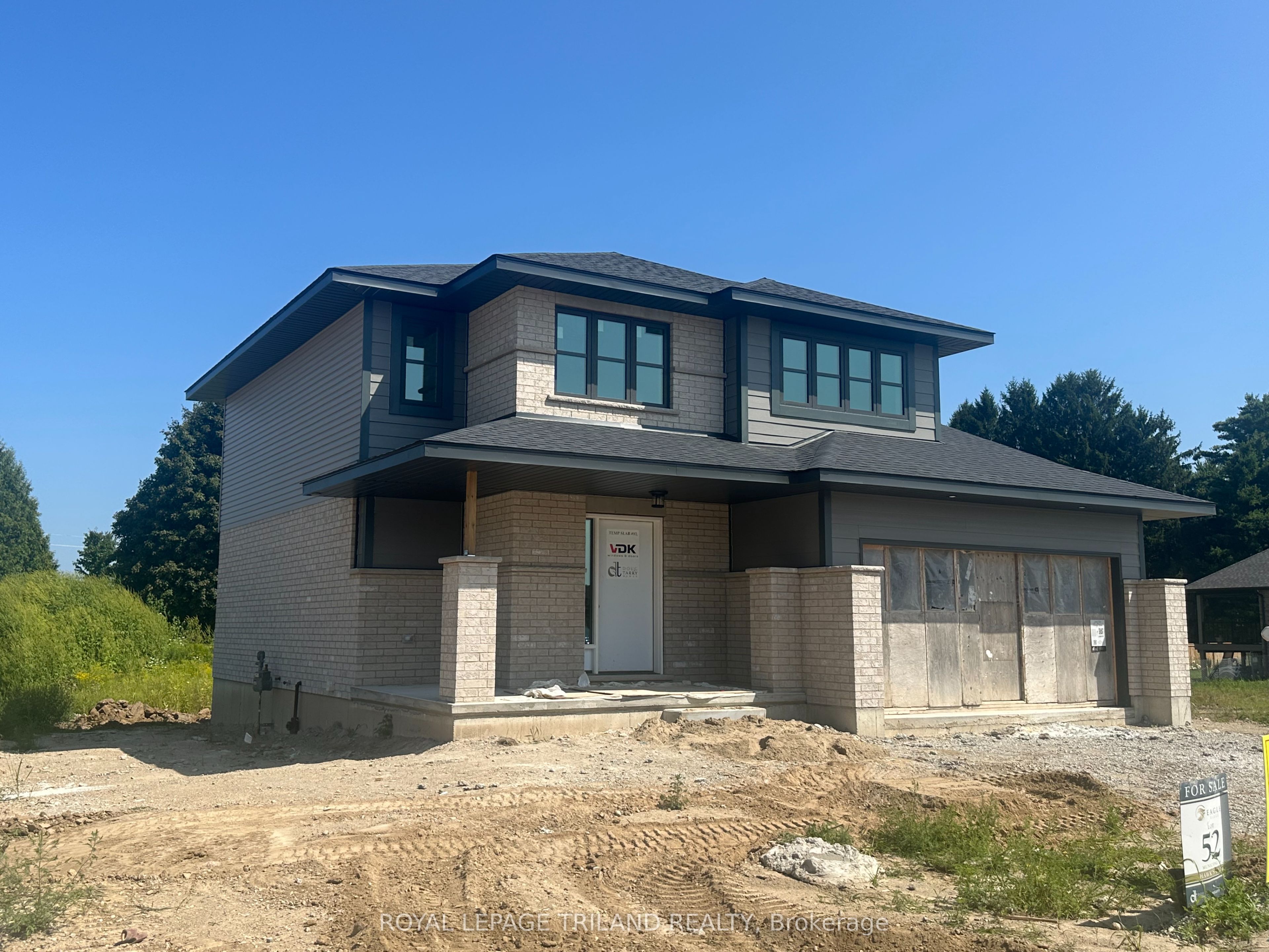 18 Hawks Gate Property Photo 1