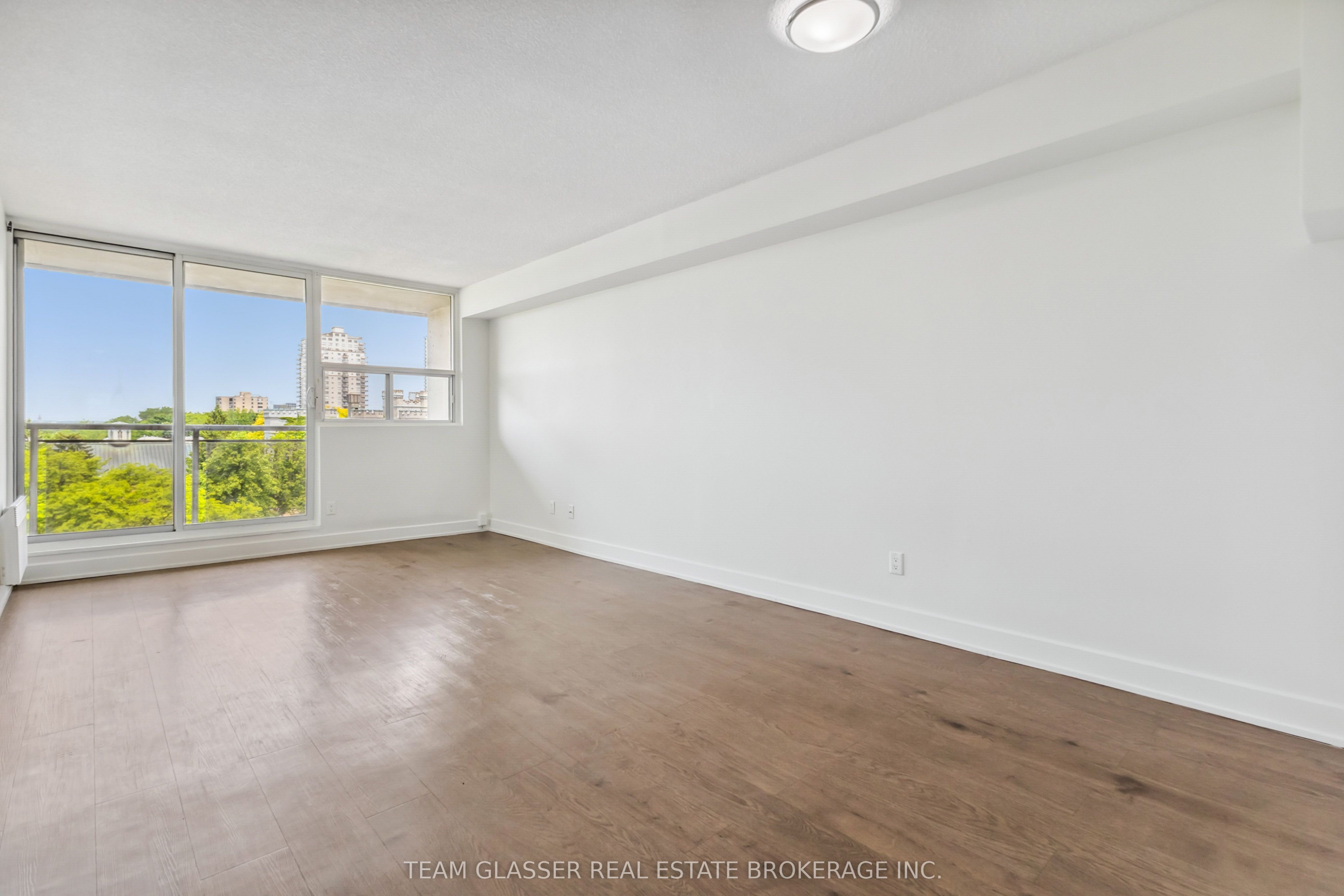 21 King Street 1108 Property Photo 9