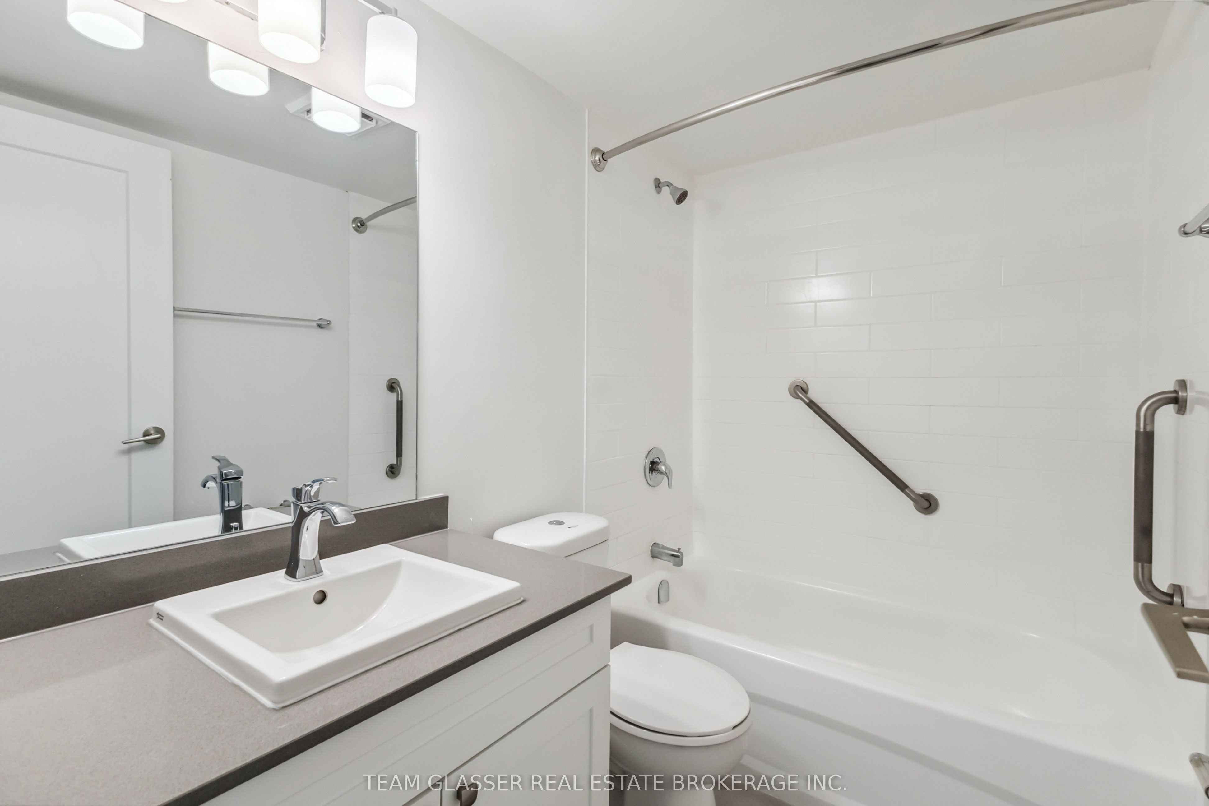 21 King Street 1108 Property Photo 14