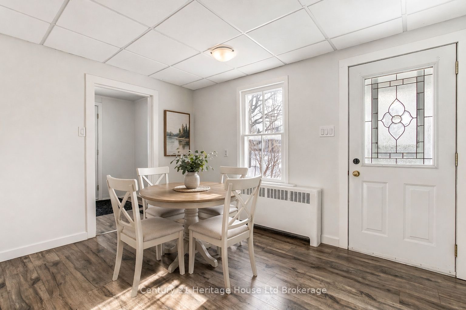 152 Charles Street E Property Photo 10