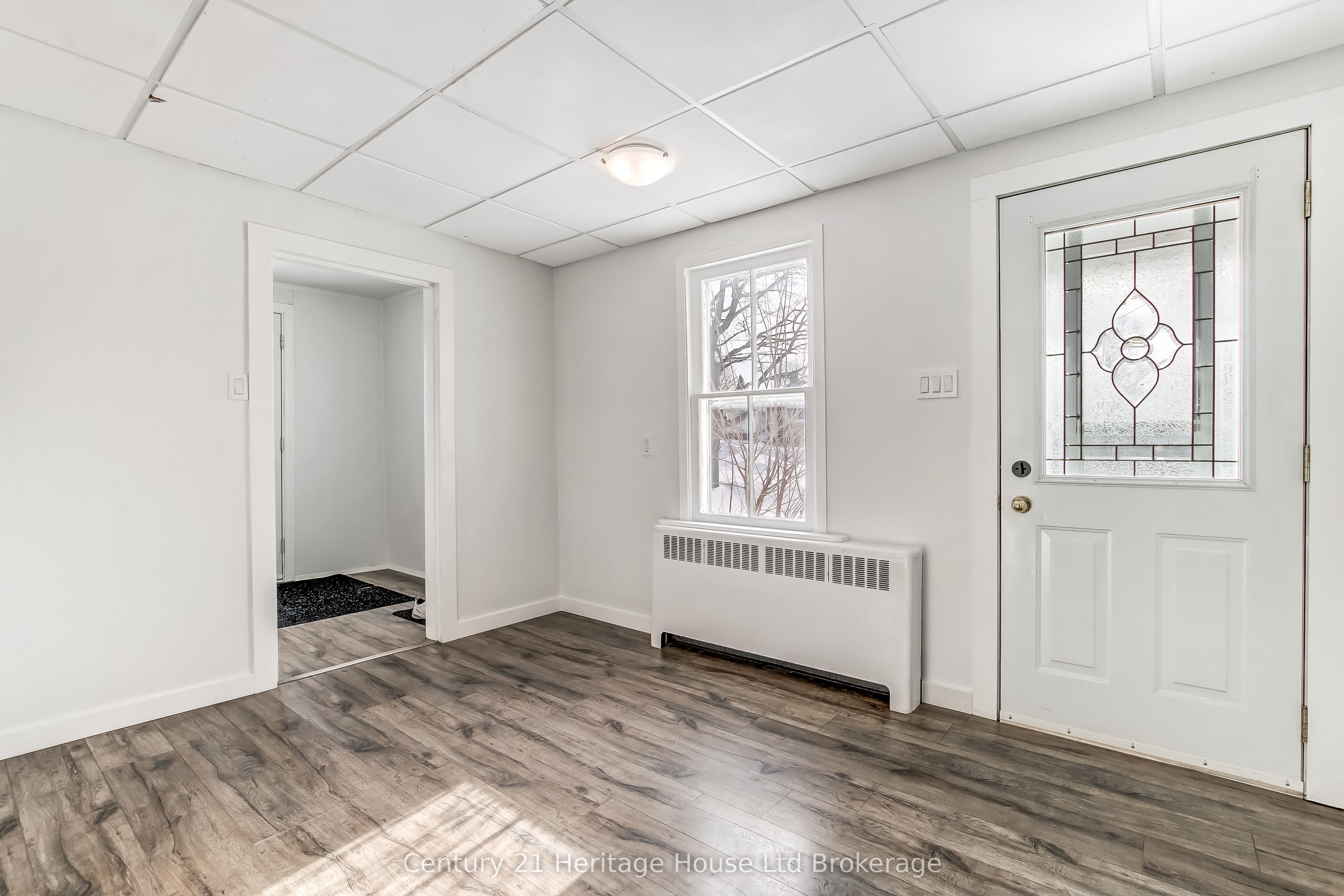 152 Charles Street E Property Photo 18
