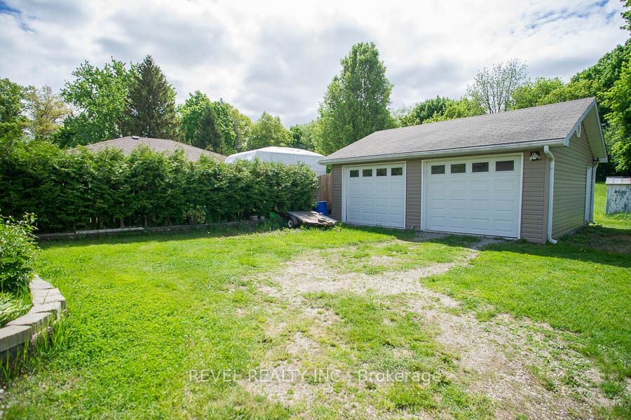 120 Henry Street Property Photo 19