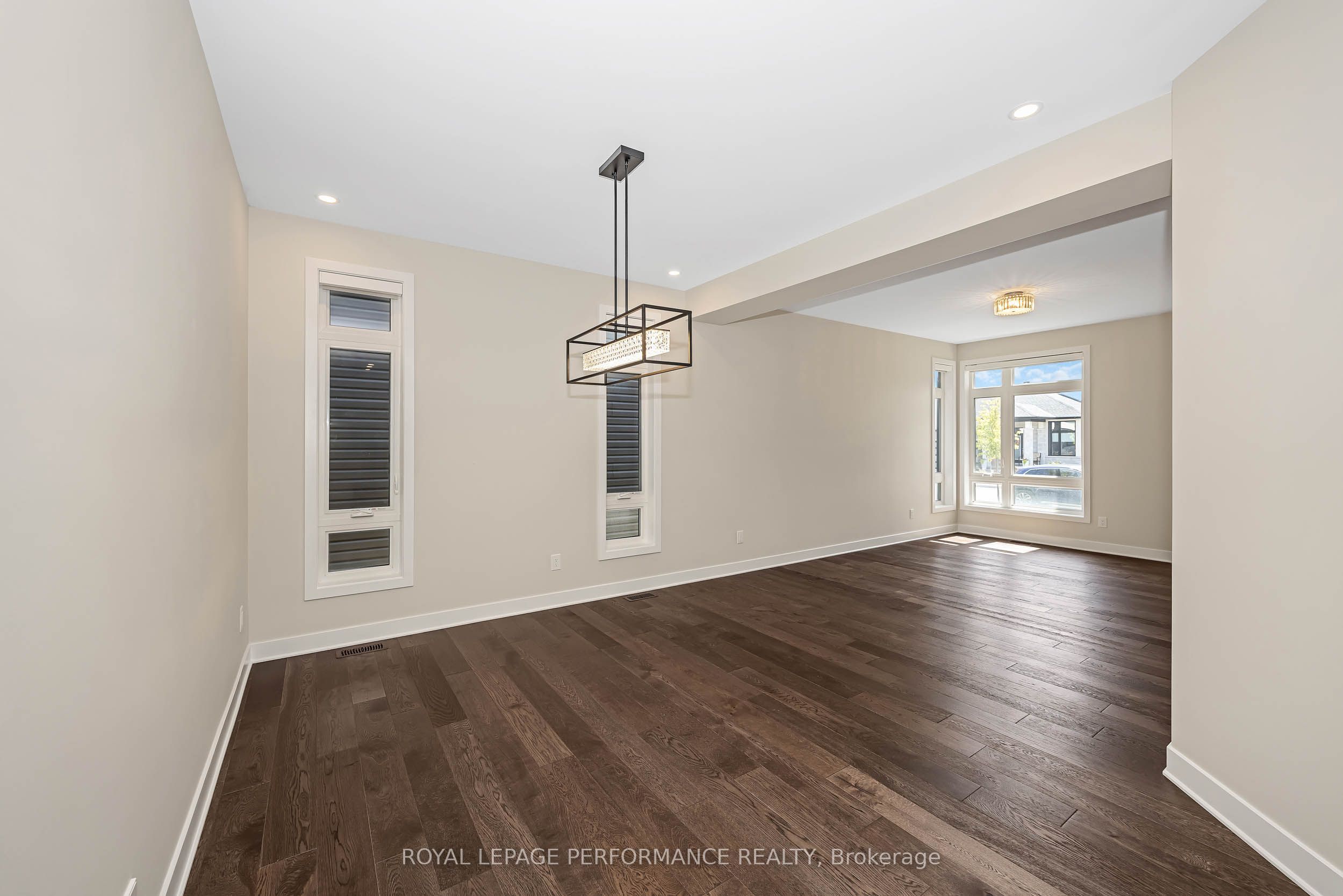 414 Longworth Avenue Property Photo 7