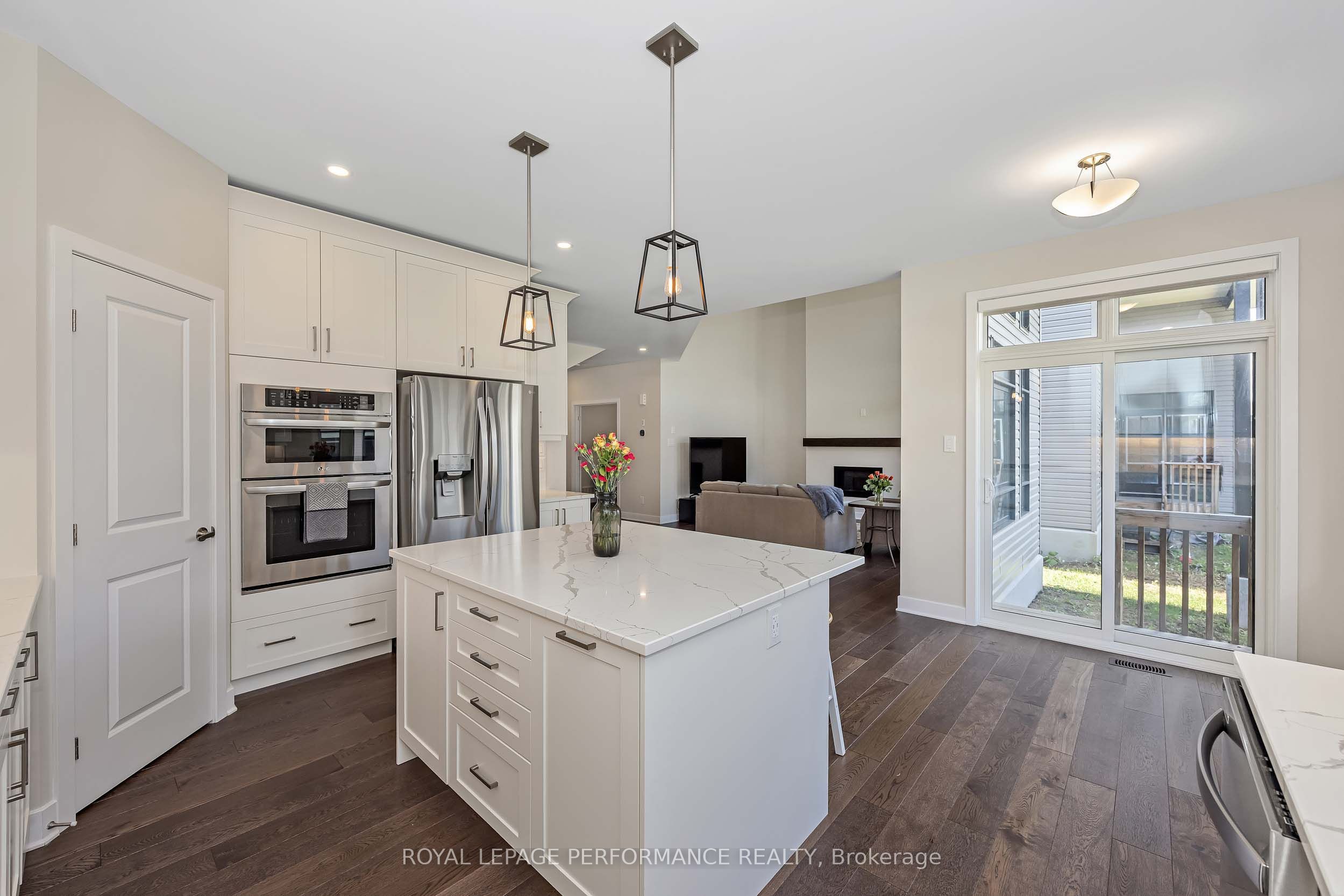 414 Longworth Avenue Property Photo 14