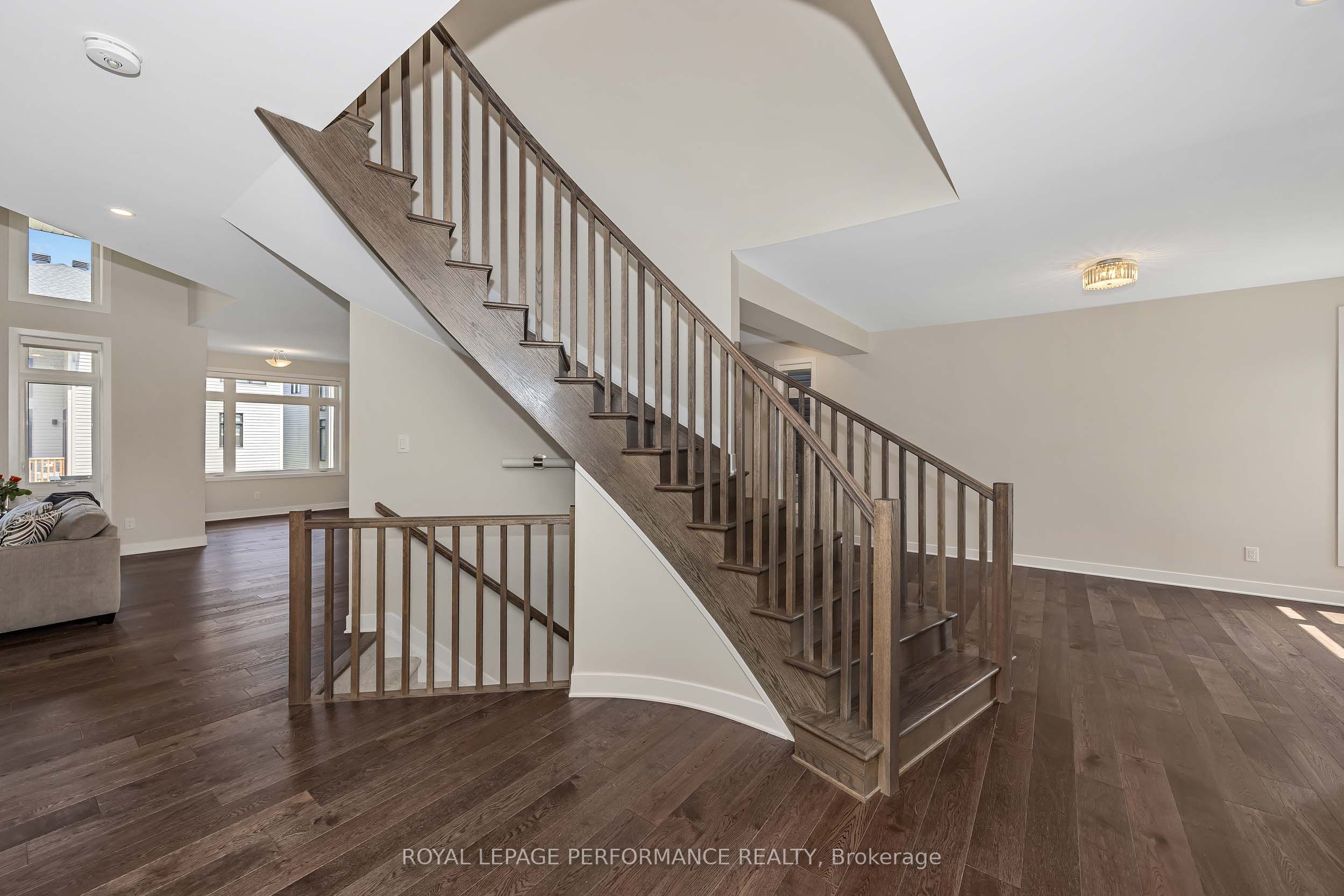 414 Longworth Avenue Property Photo 19
