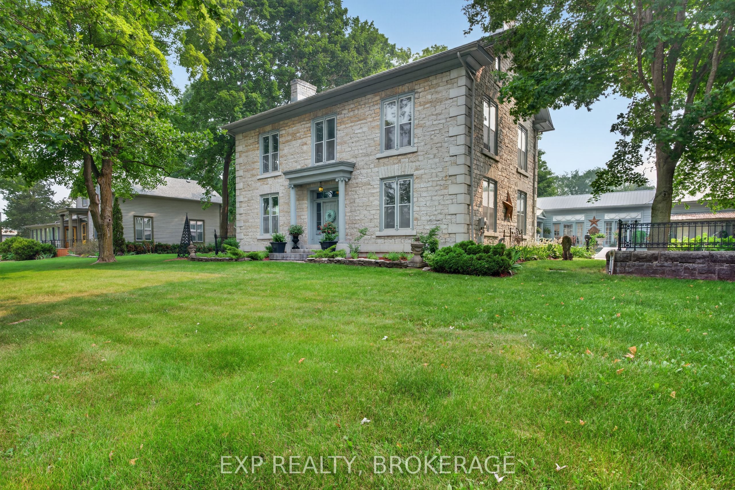 316 & 310 Colebrook Road Property Photo 1