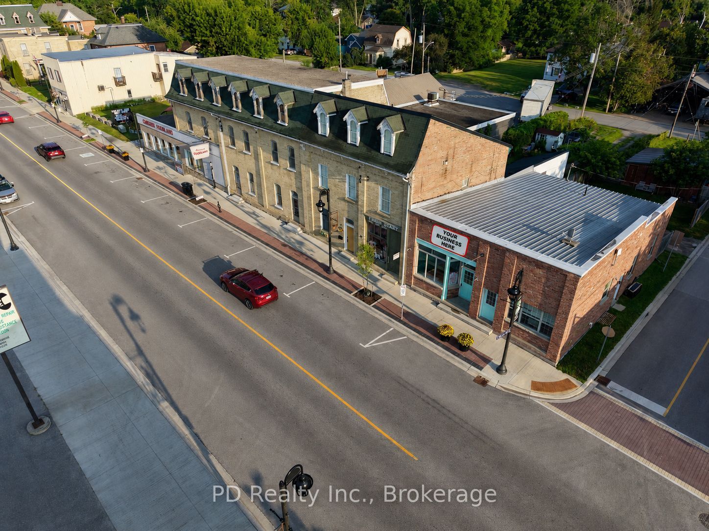 41 King Street E Property Photo 5
