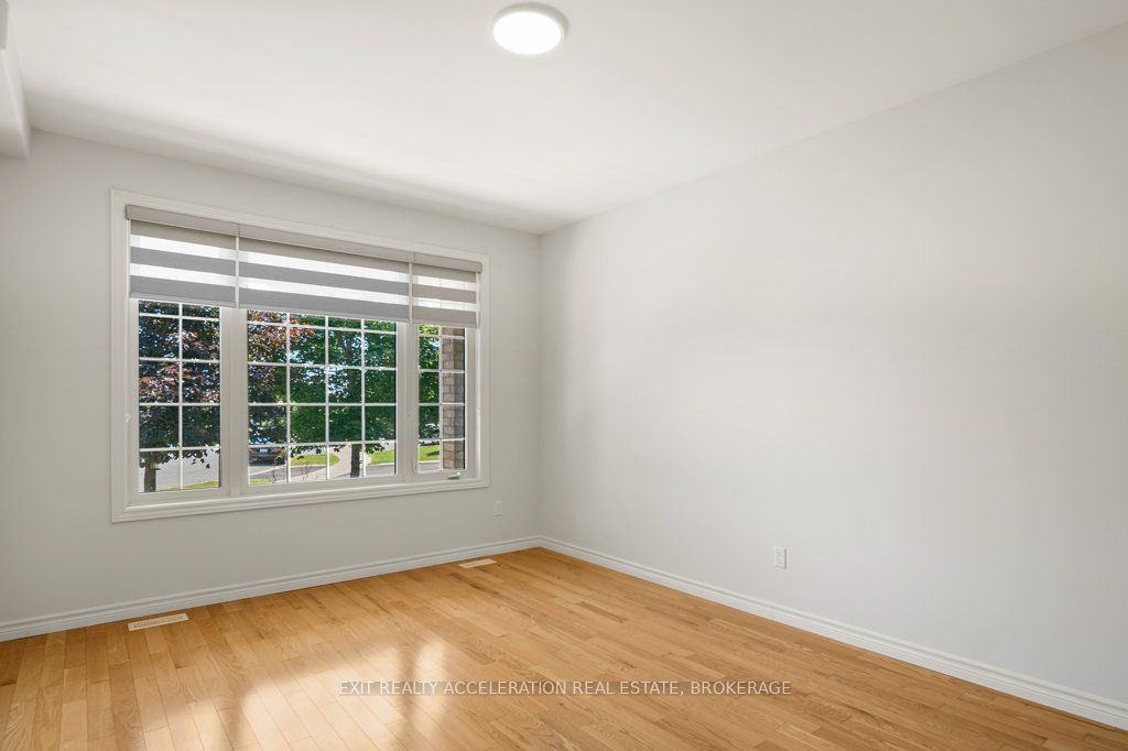 14 Ashwood Crescent Property Photo 7