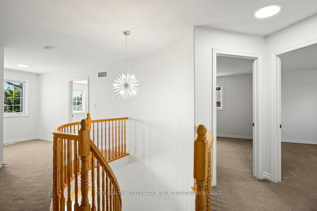 14 Ashwood Crescent Property Photo 20