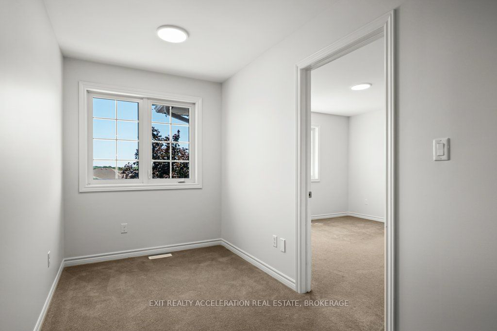 14 Ashwood Crescent Property Photo 22