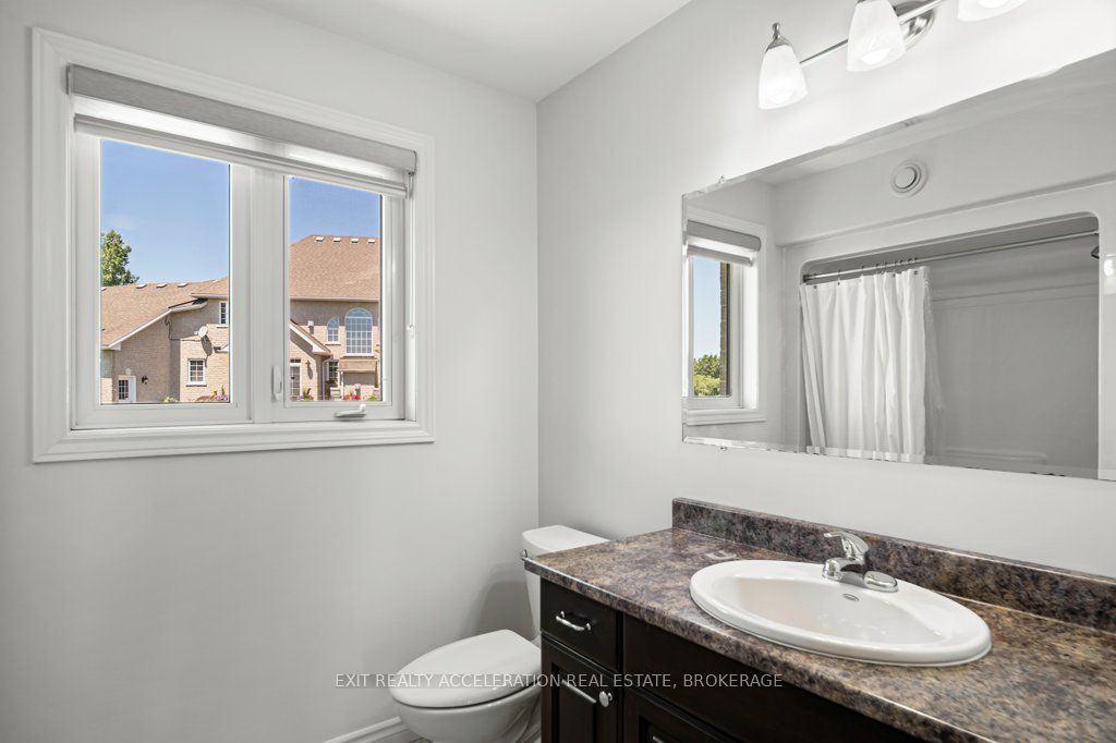 14 Ashwood Crescent Property Photo 28
