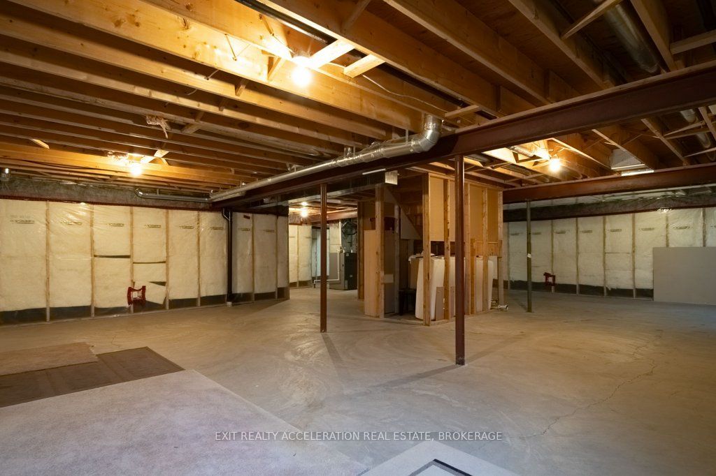 14 Ashwood Crescent Property Photo 33