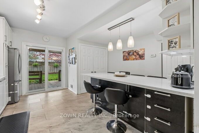 6 Albany Avenue Property Photo 11