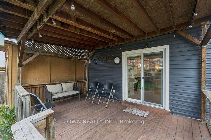 6 Albany Avenue Property Photo 26