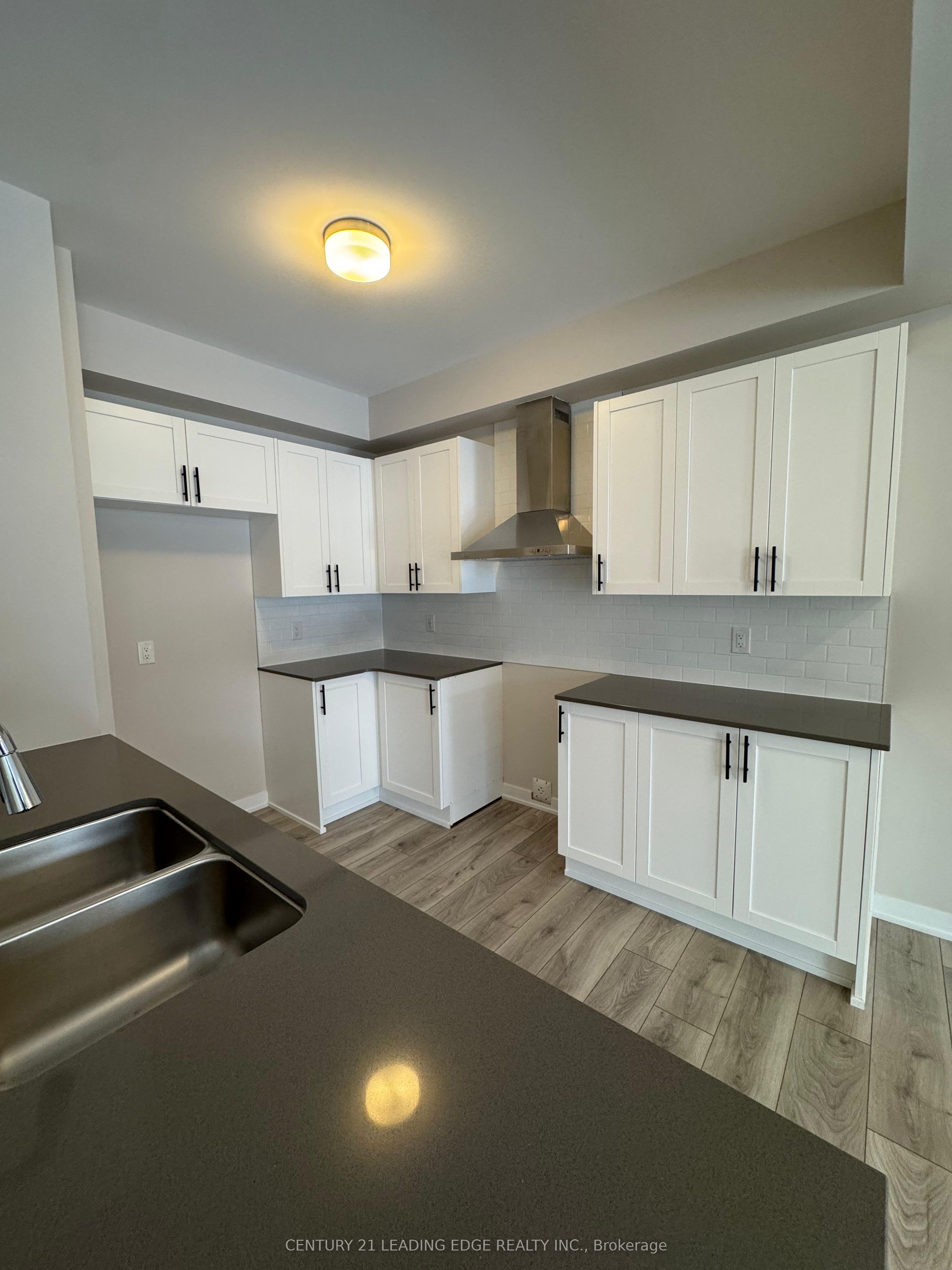226 Speckled Alder Row Property Photo 8