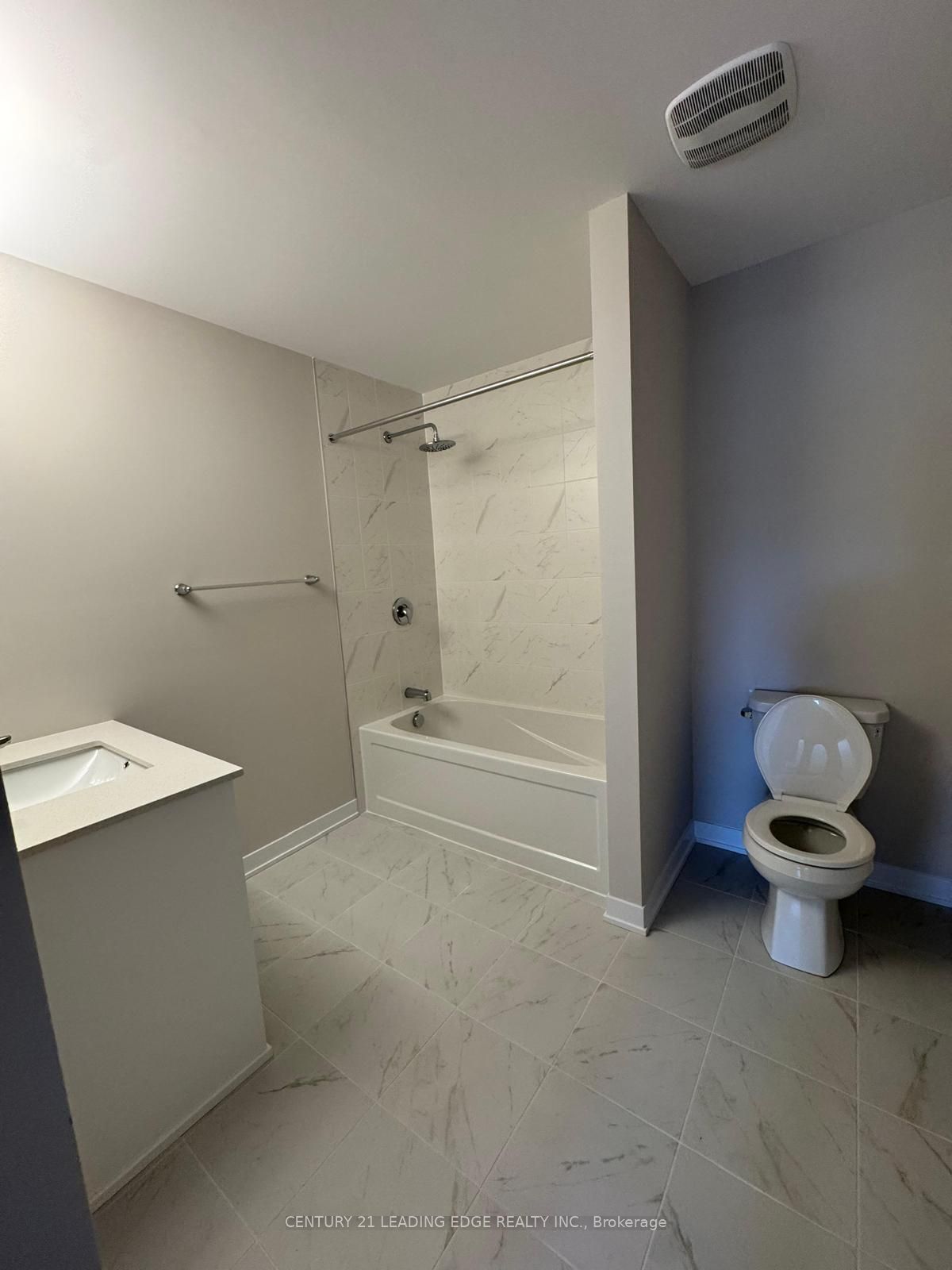 226 Speckled Alder Row Property Photo 15