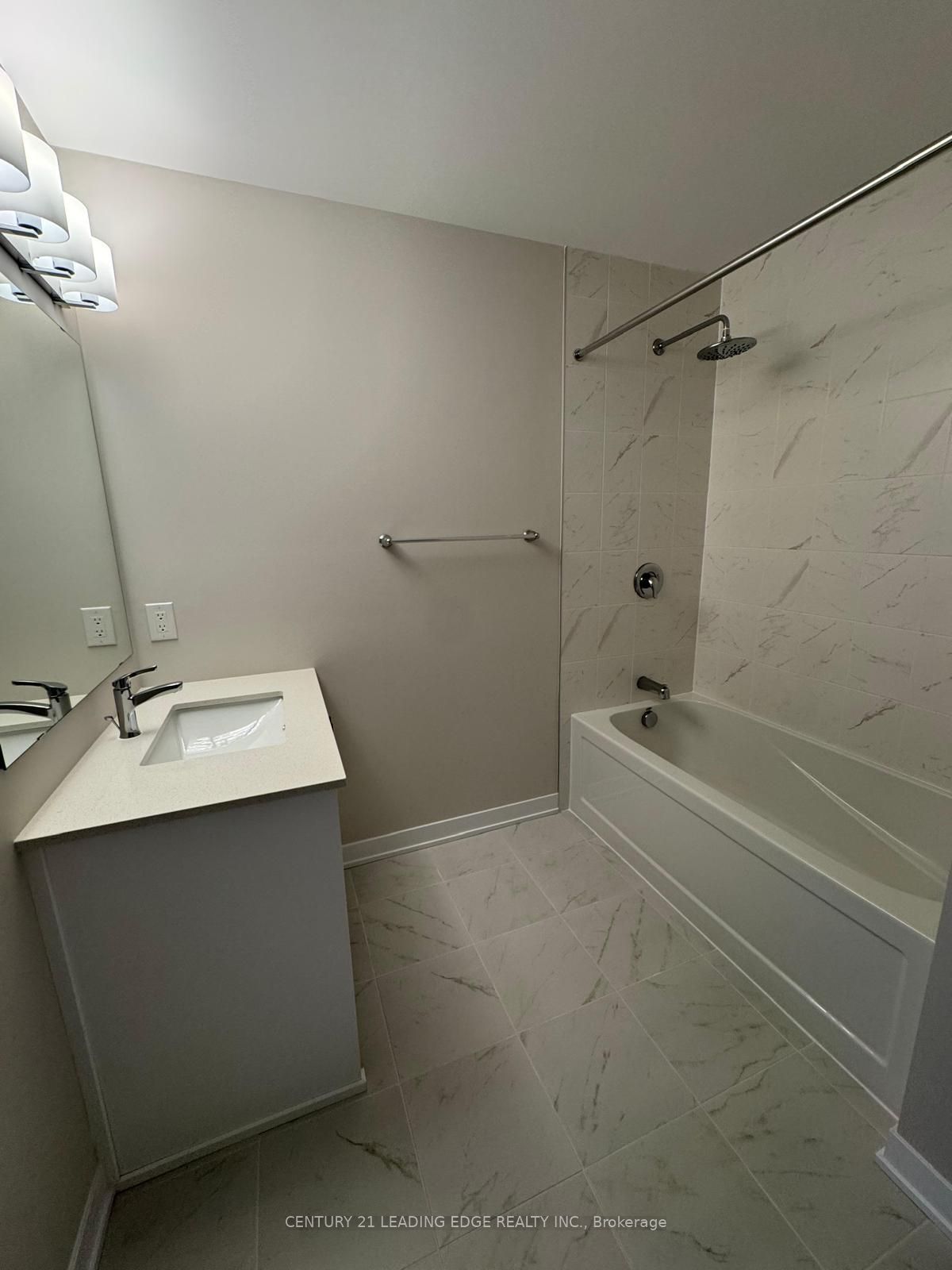 226 Speckled Alder Row Property Photo 16