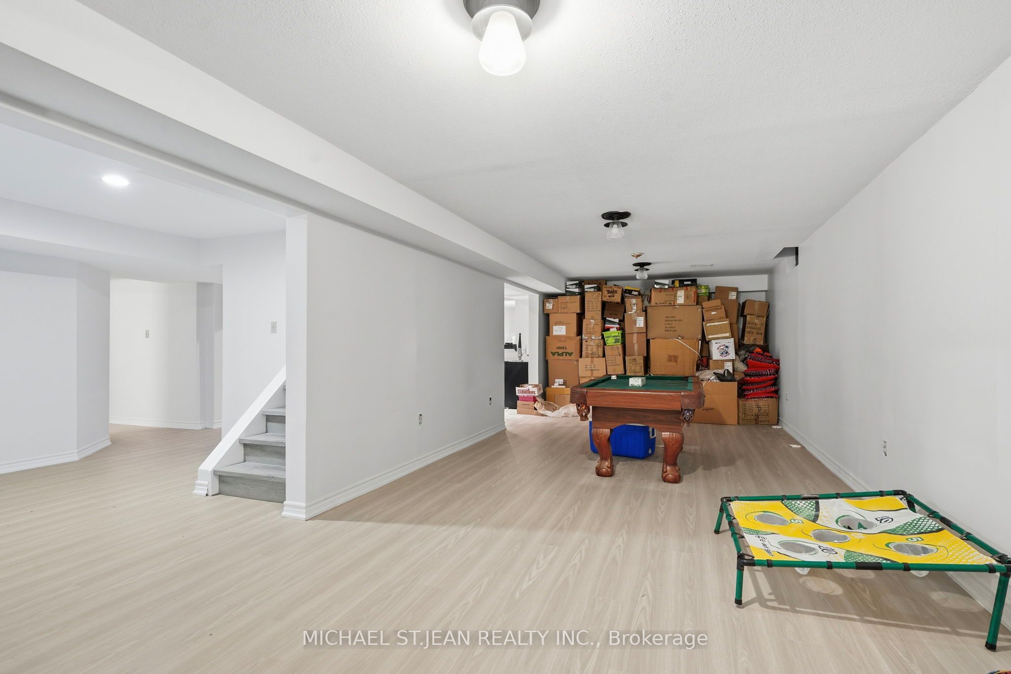55 Woodside Square Property Photo 41