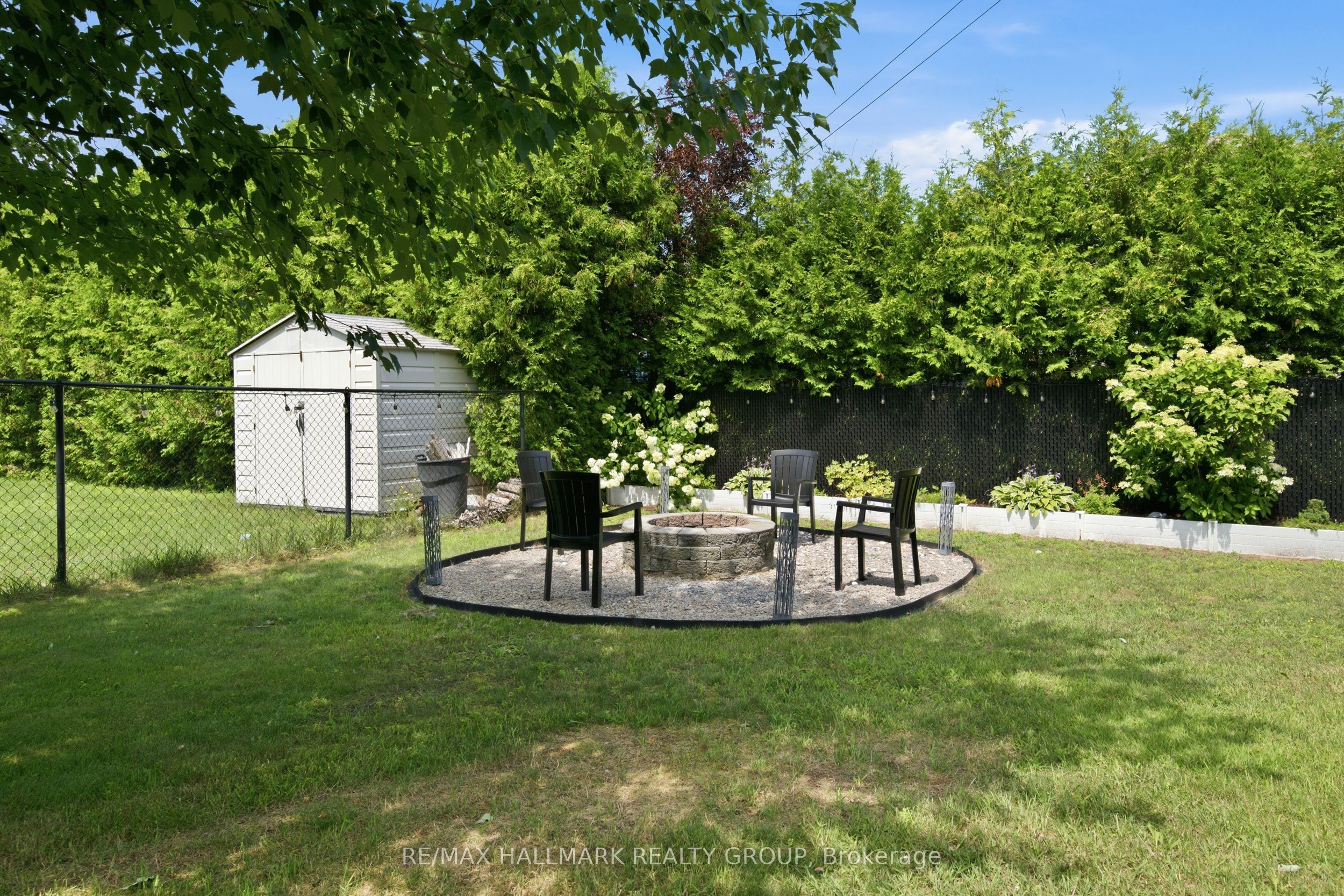 20 Dune Street Property Photo 42