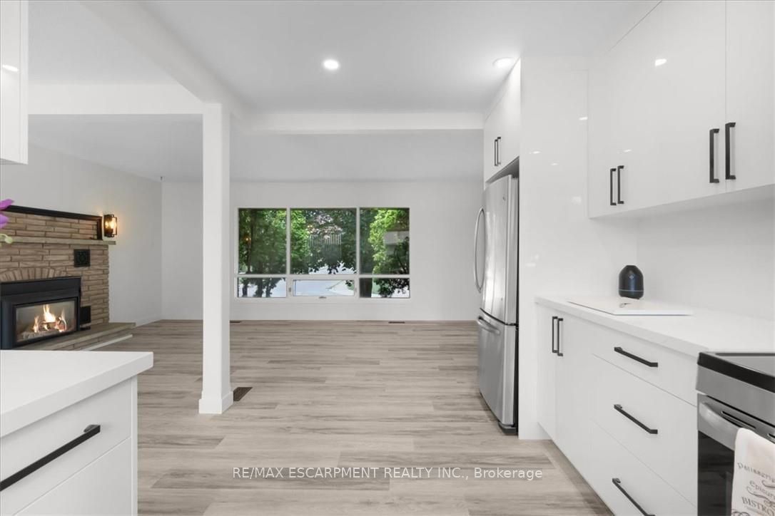 345 Berkindale Drive Property Photo 11