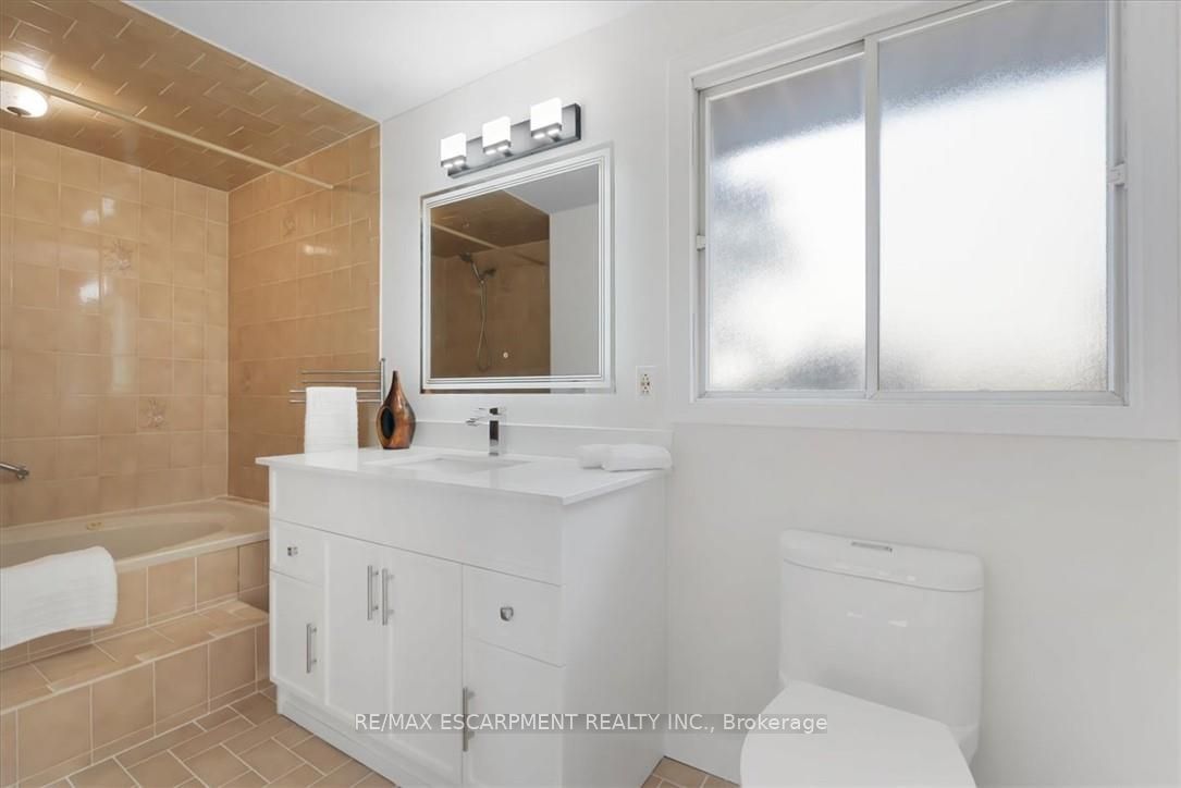 345 Berkindale Drive Property Photo 28