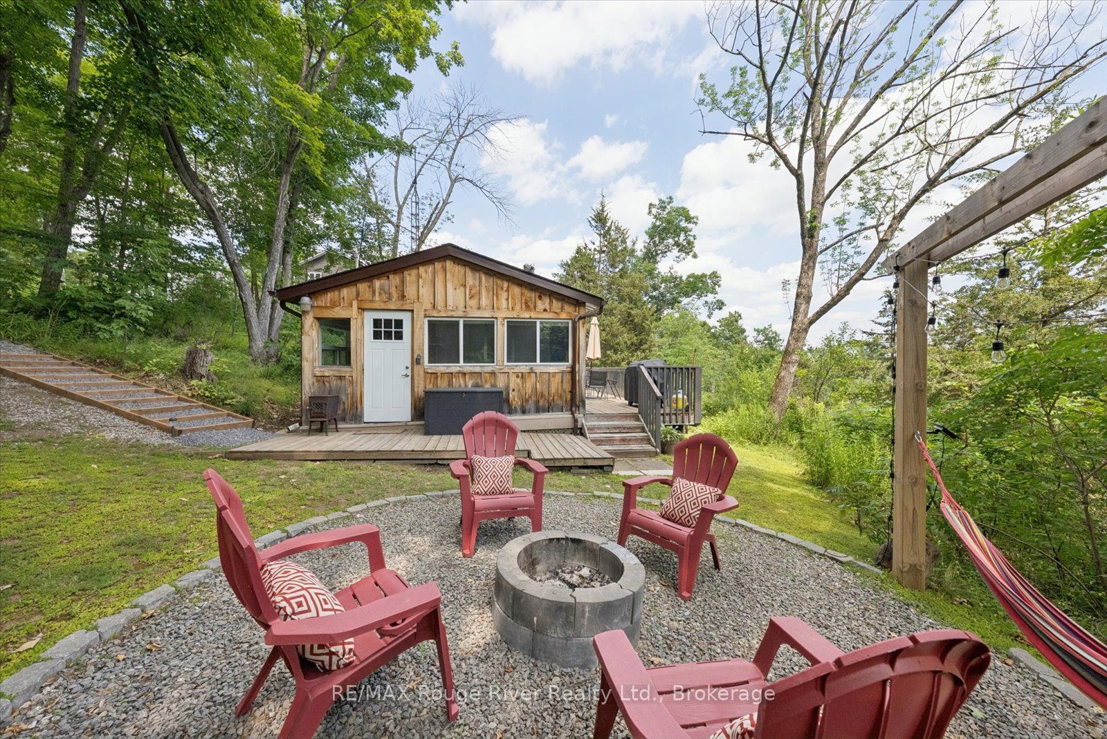 734 Marble Point Road Property Photo 1