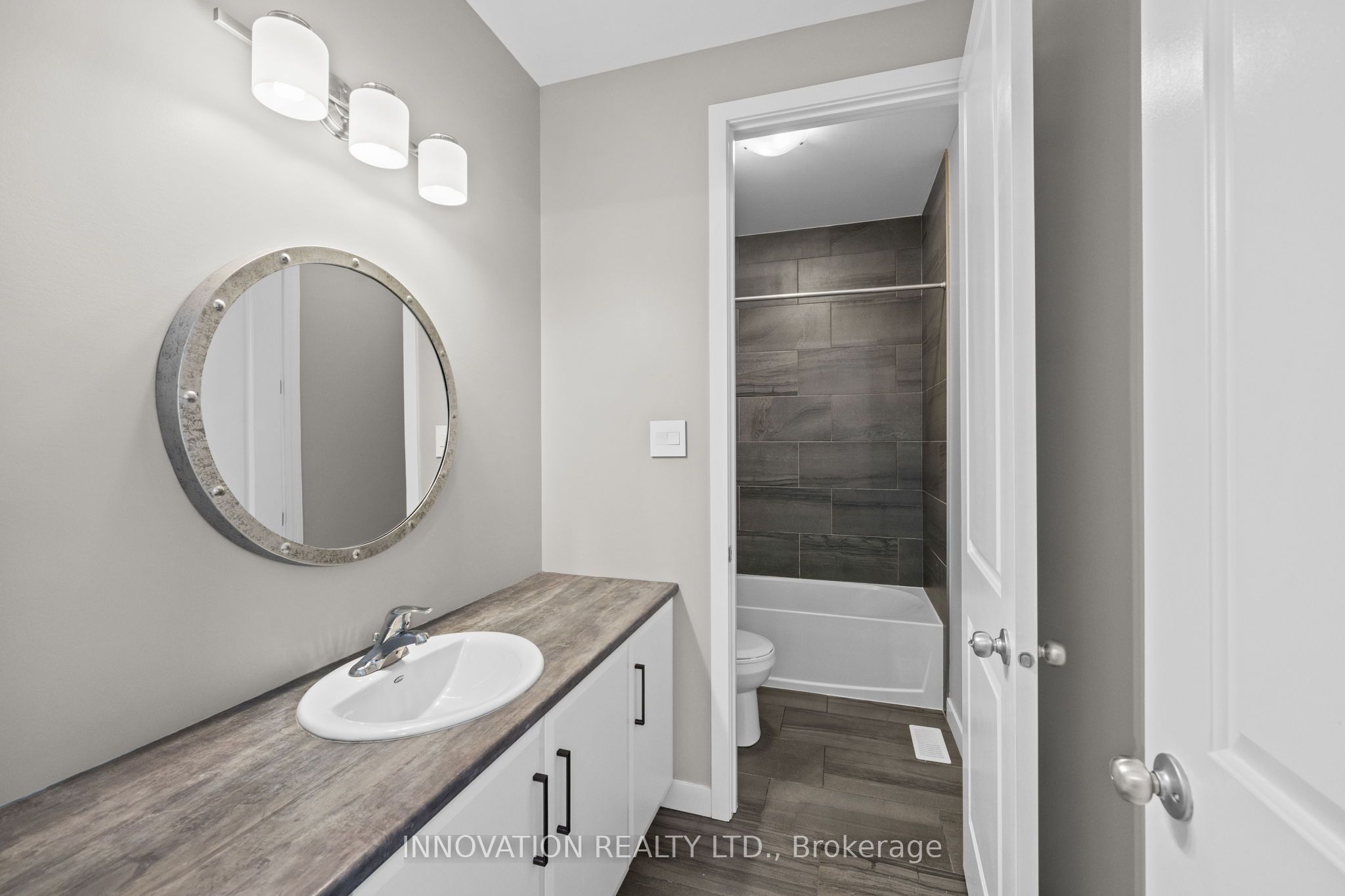 149 Groningen Street Property Photo 35