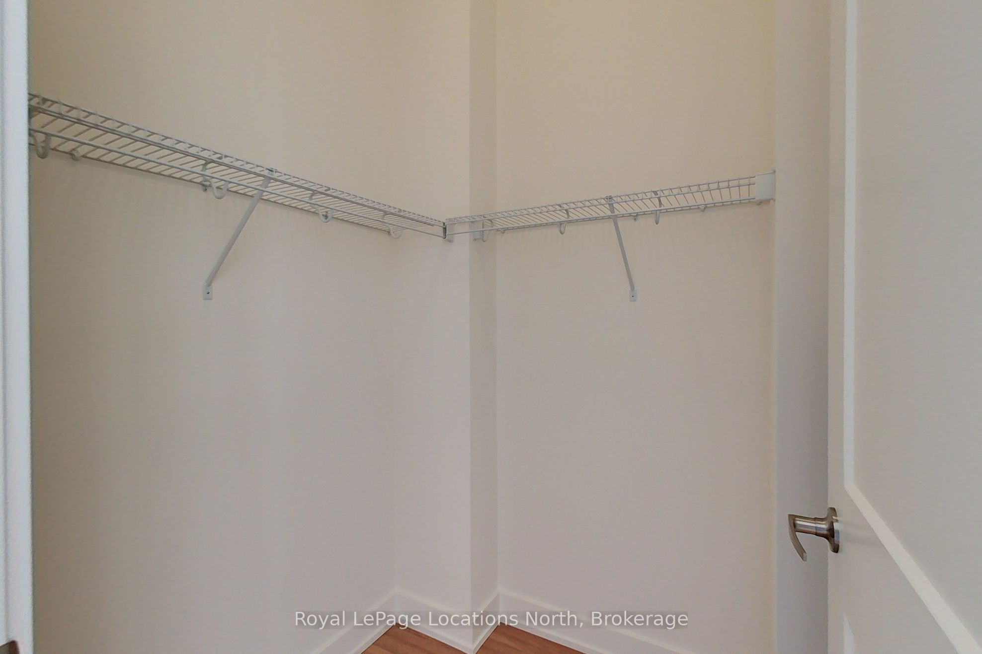 224 Stoneleigh Drive Property Photo 20