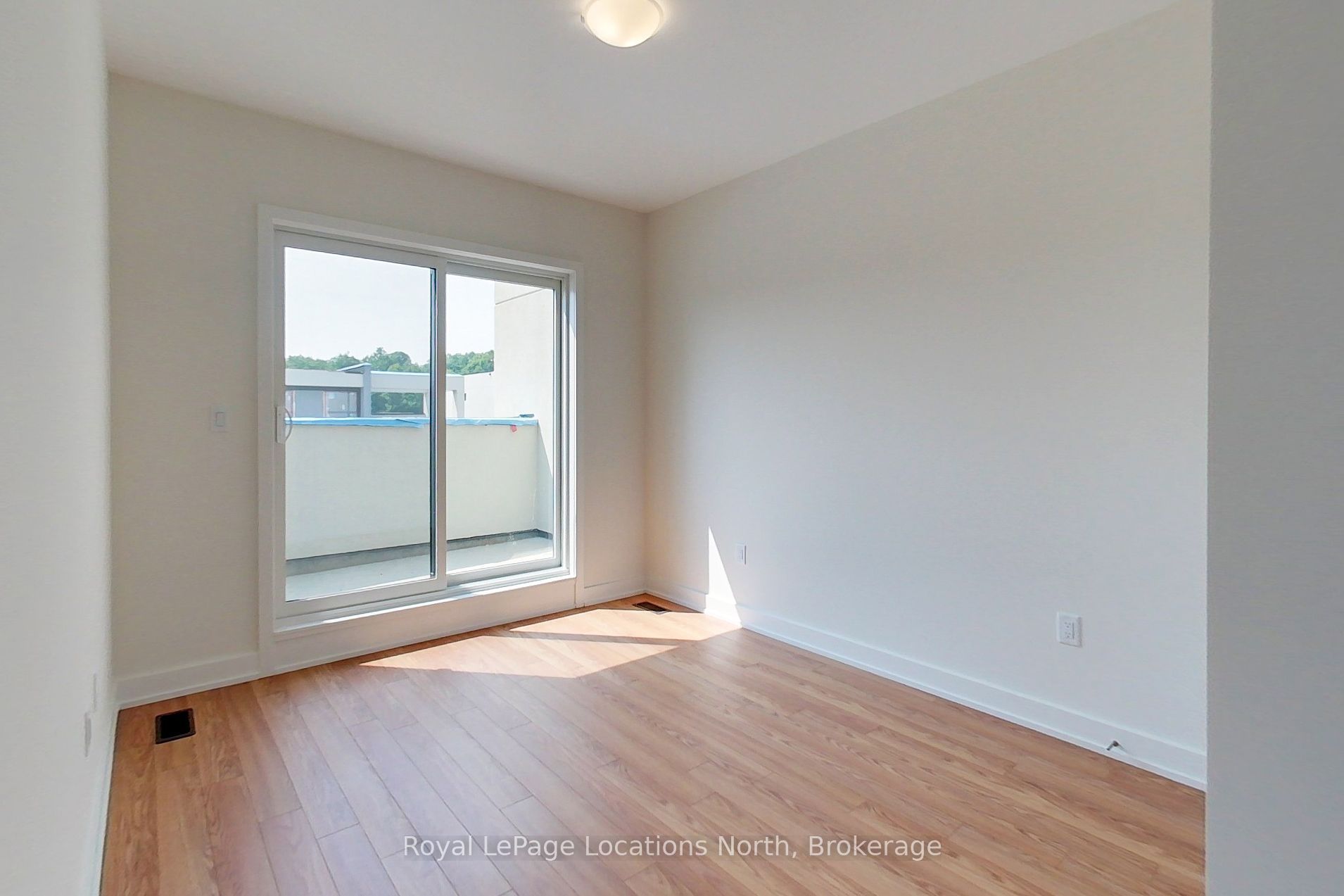 224 Stoneleigh Drive Property Photo 24